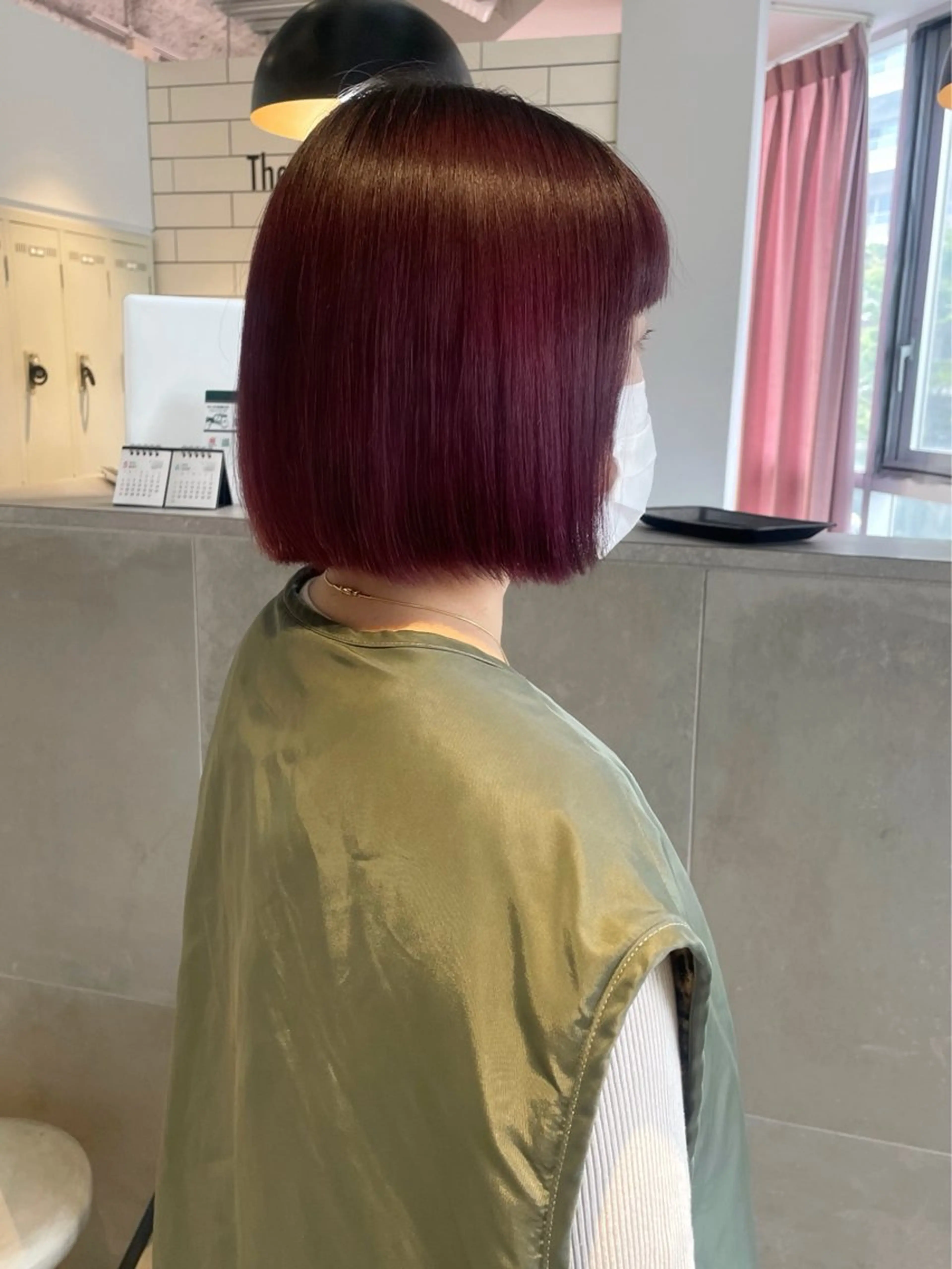 ショート カラー ピンクカラー バイオレットカラー カット ヘアカラー トリートメント レイヤー/髪質改善カ ラ-🤍津田奈々美‎のヘアスタイル