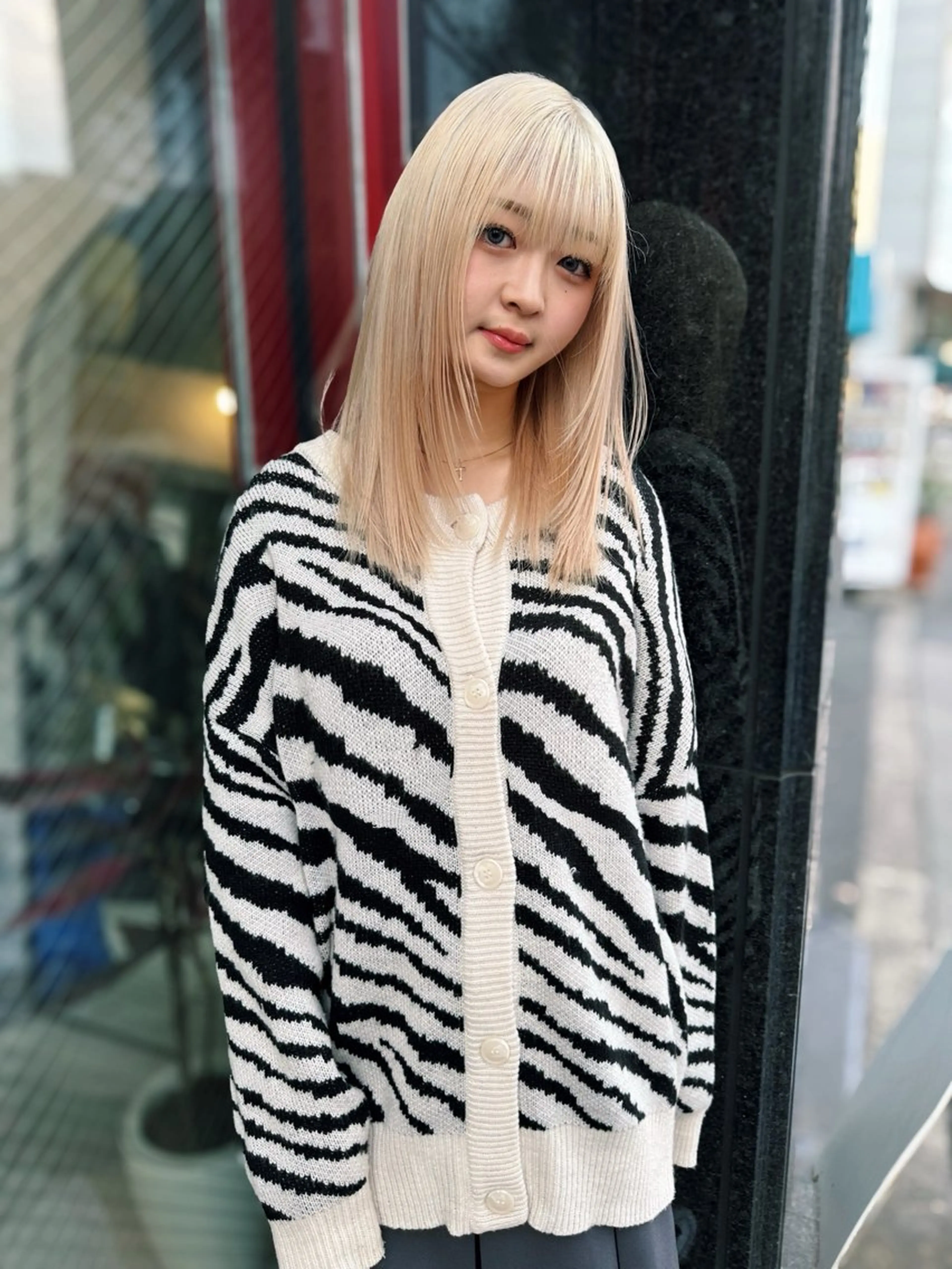 ロング カラー ヘアカラー トリートメント 色落ちまで2度綺麗な ハイトーン⭐️ヨシキのヘアスタイル