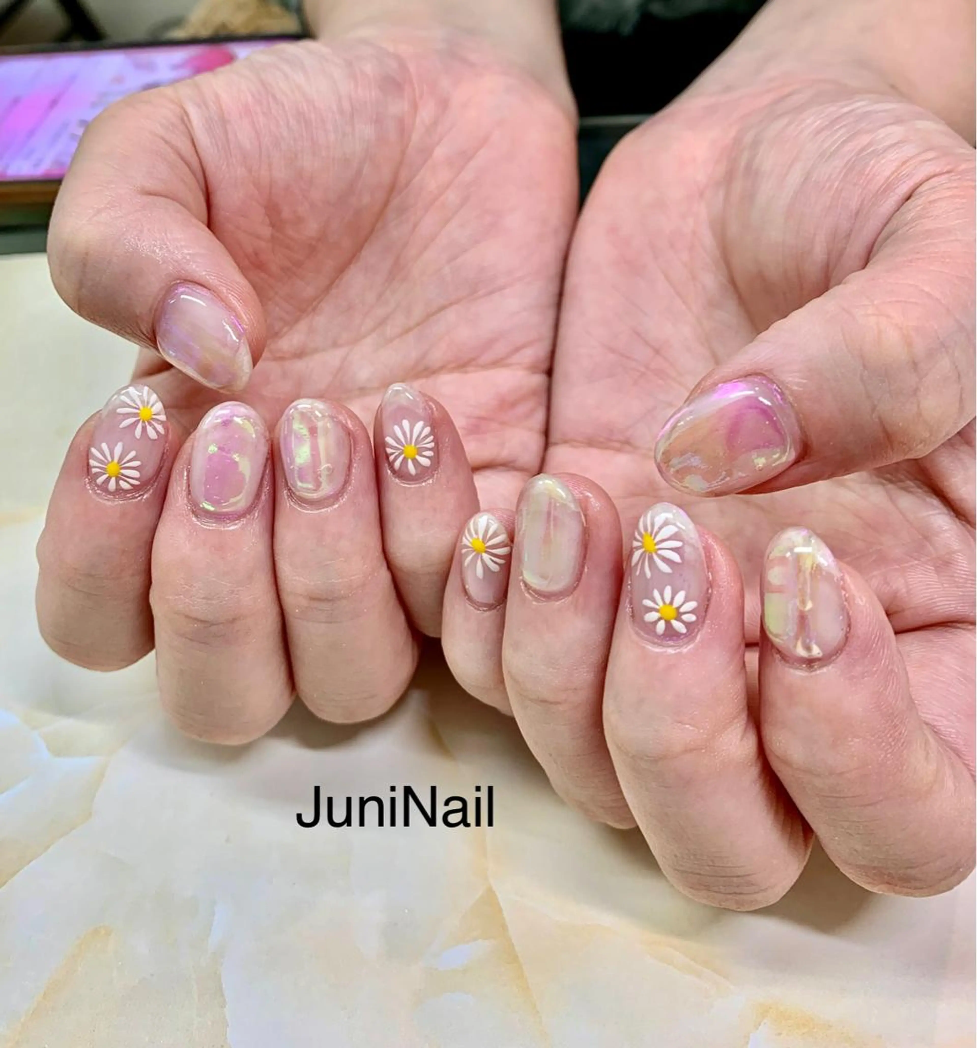 ネイル オーロラネイル クリアネイル フラッシュネイル フレンチネイル 氷ネイル・うるうるネイル ハンドネイル JuniNail韓国 ネイリストsuのネイルデザイン