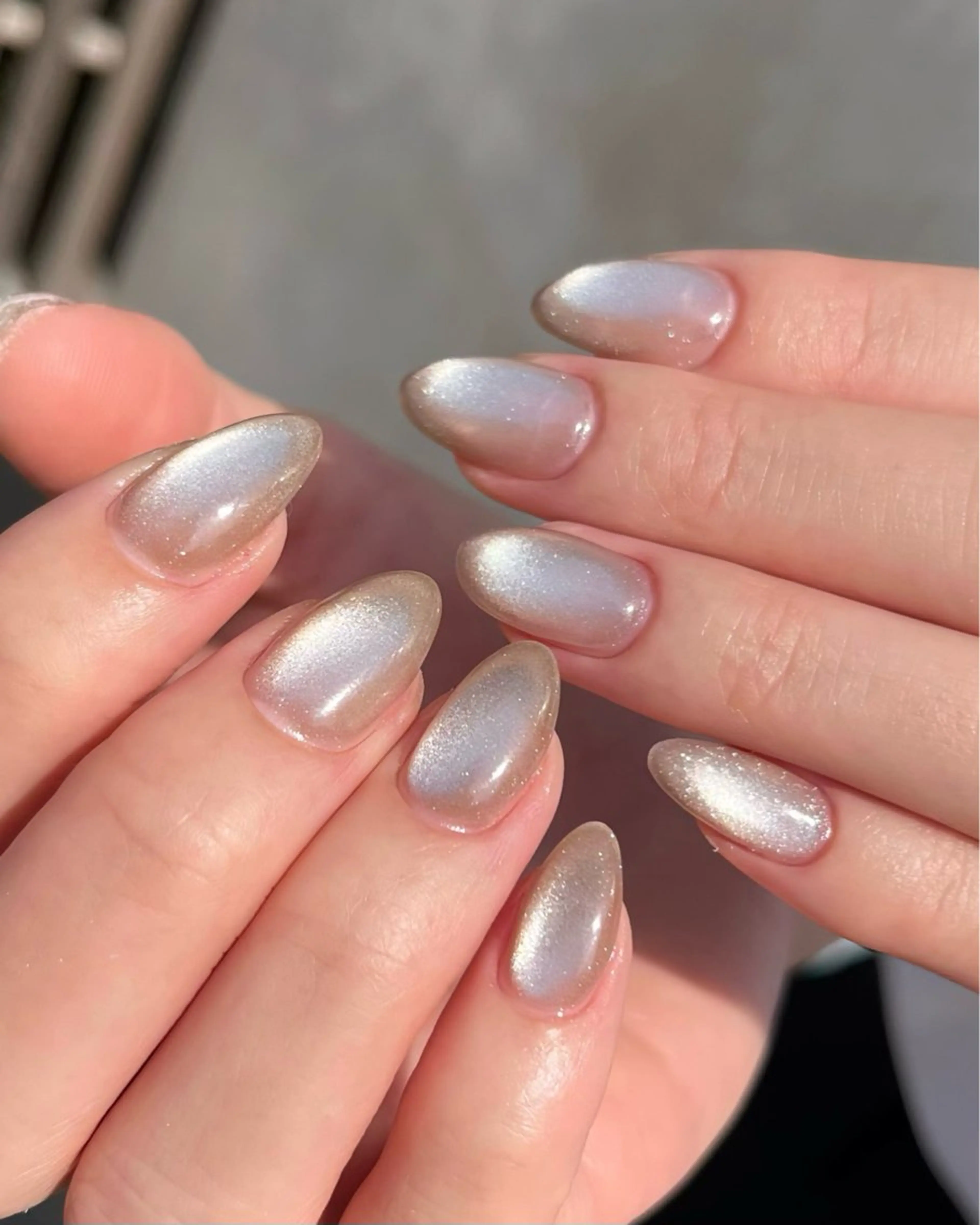 ネイル フレンチネイル ラメ(グリッター) ラメグラデーション マグネットネイル リボン ハンドネイル ハンドケア 🫧OPELIA NAIL渋谷🫧のネイルデザイン