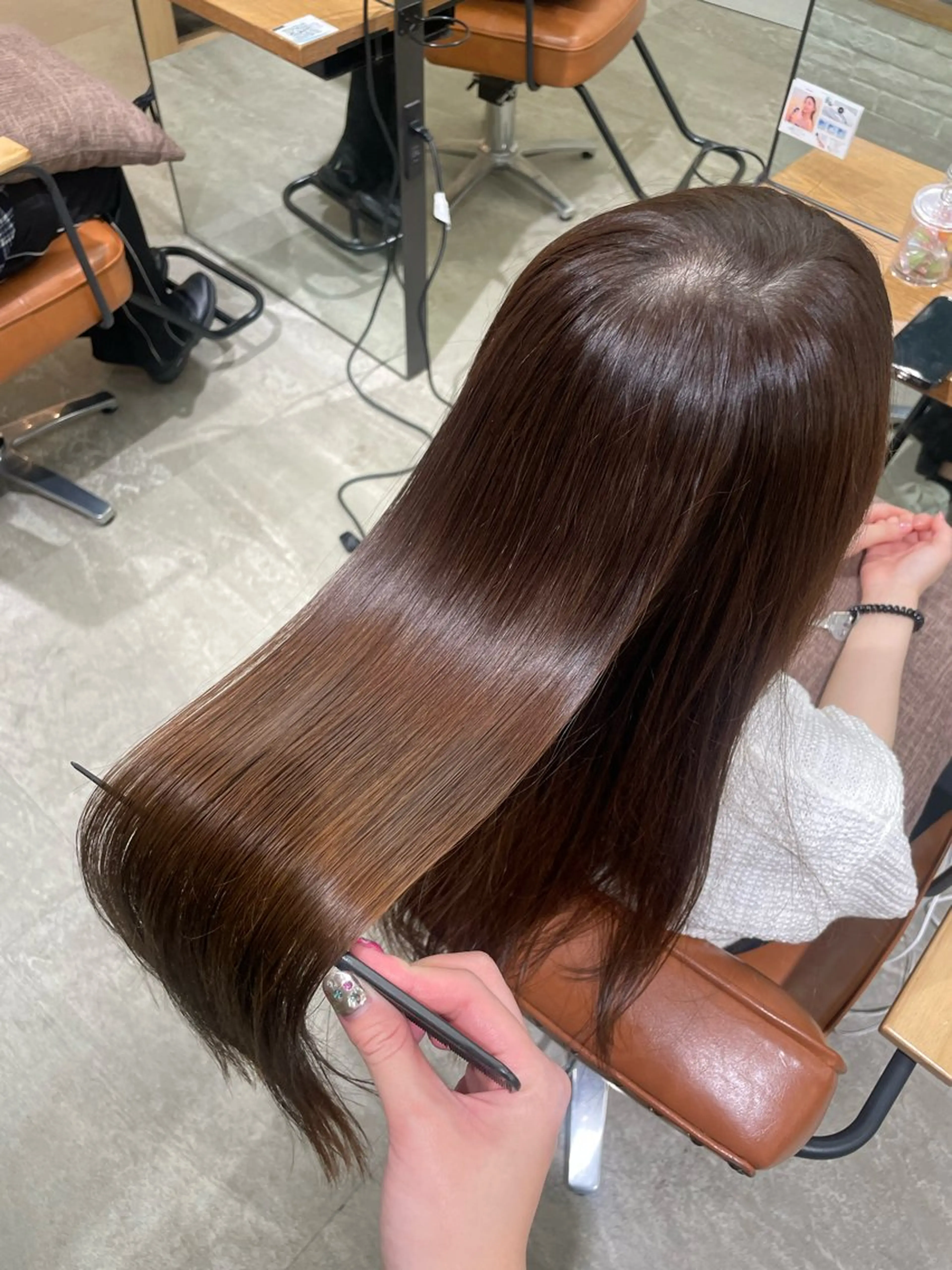 ロング 髪質改善🤍艶カラー ゆいのヘアスタイル
