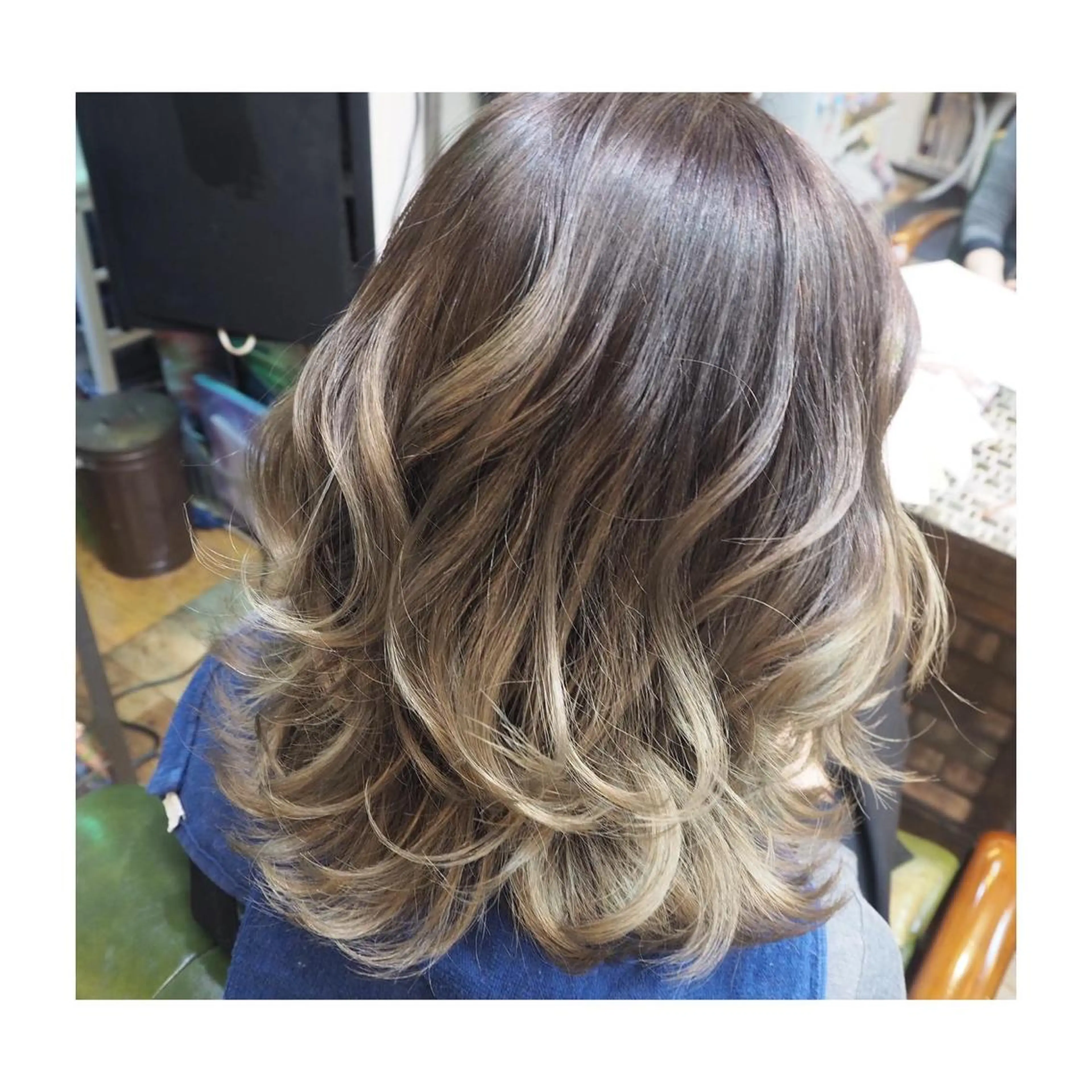 セミロング カラー Ryuka  hair salon所属・Ryuka MAMIKAのヘアスタイル