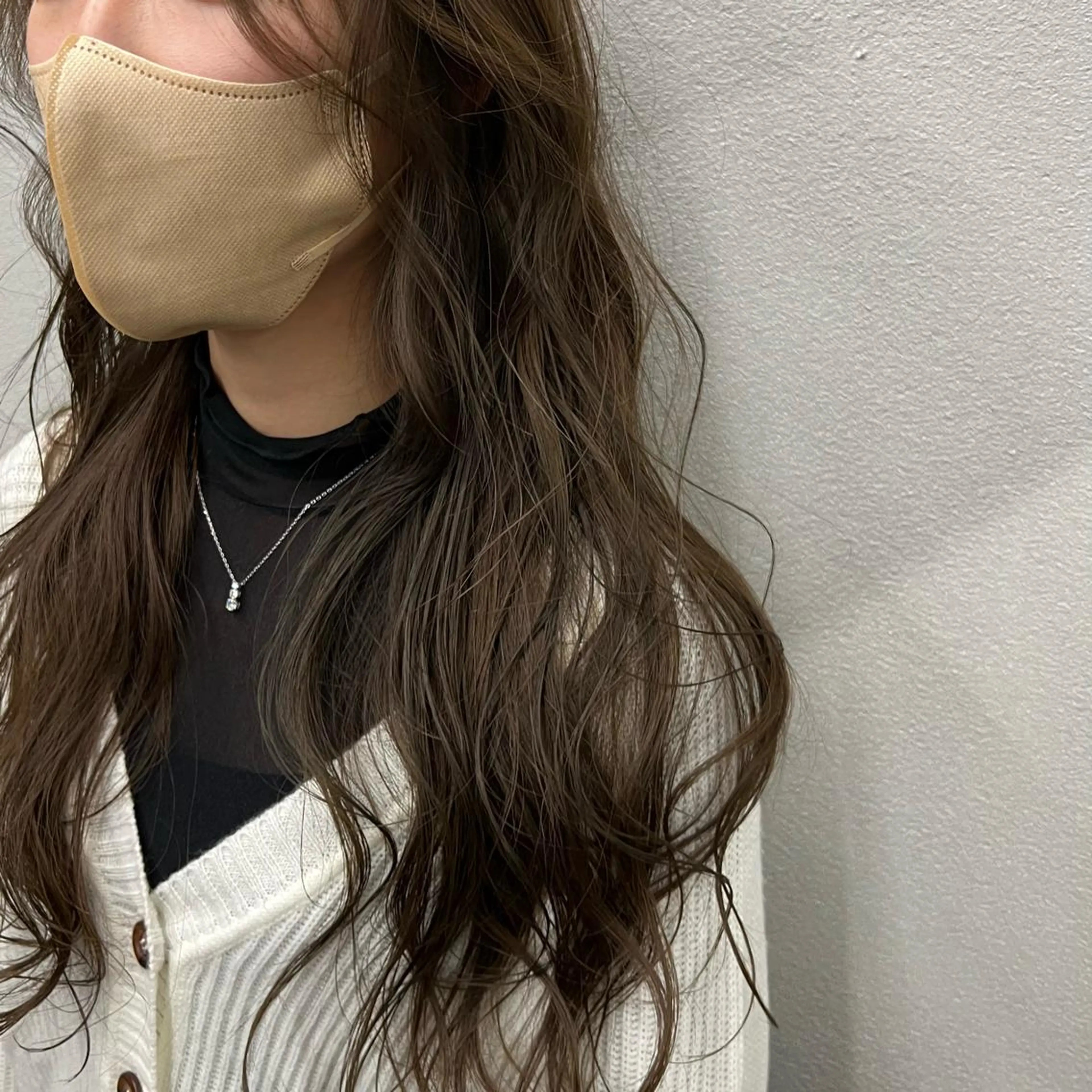 ロング カット ヘアカラー トリートメント お顔まわりカット🌱 emo.村松泉綺のヘアスタイル