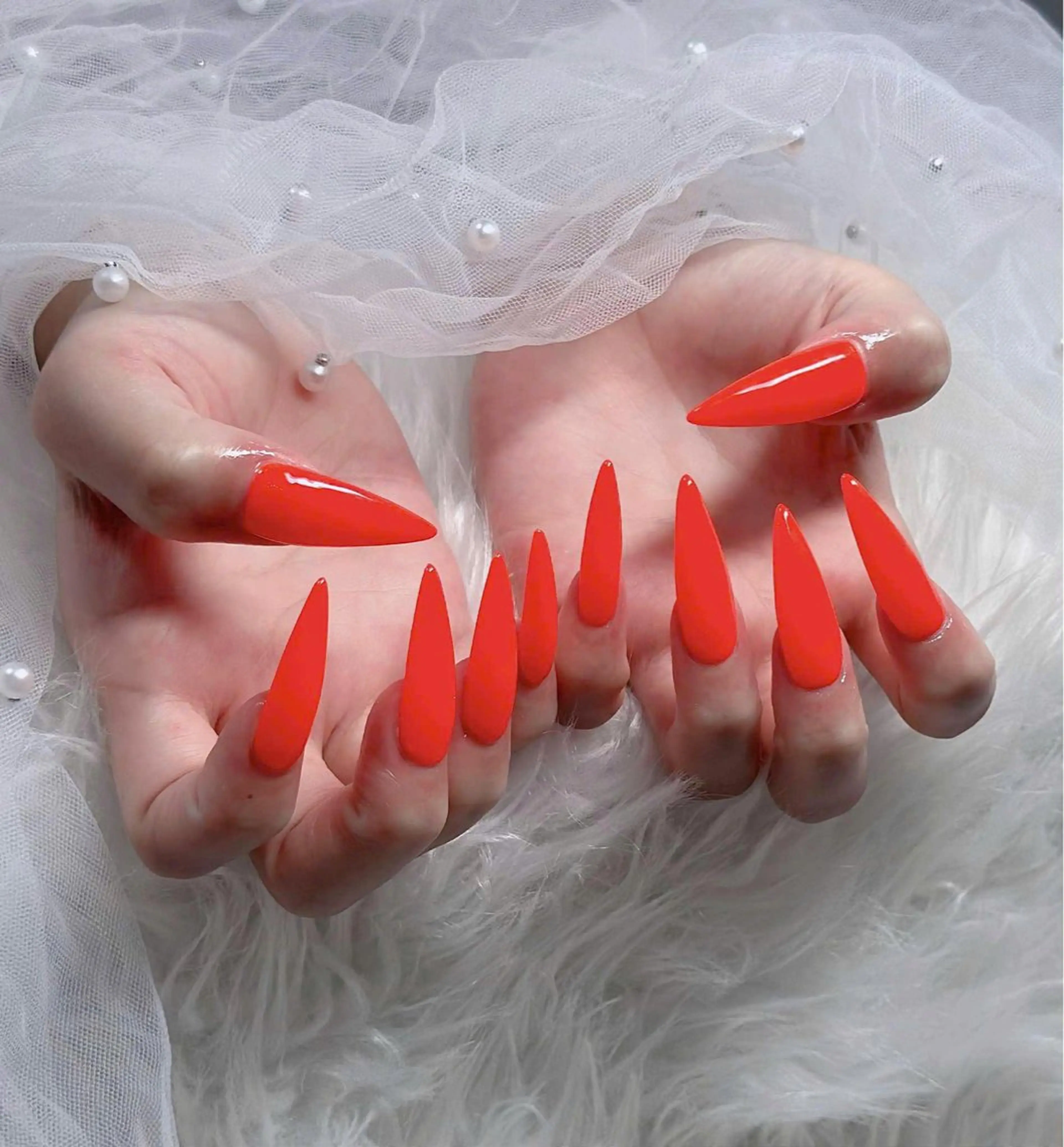 ネイル オーロラネイル フレンチネイル ジェルネイル ハロウィン キラキラネイル ハンドネイル H.baby Nail Salonのネイルデザイン