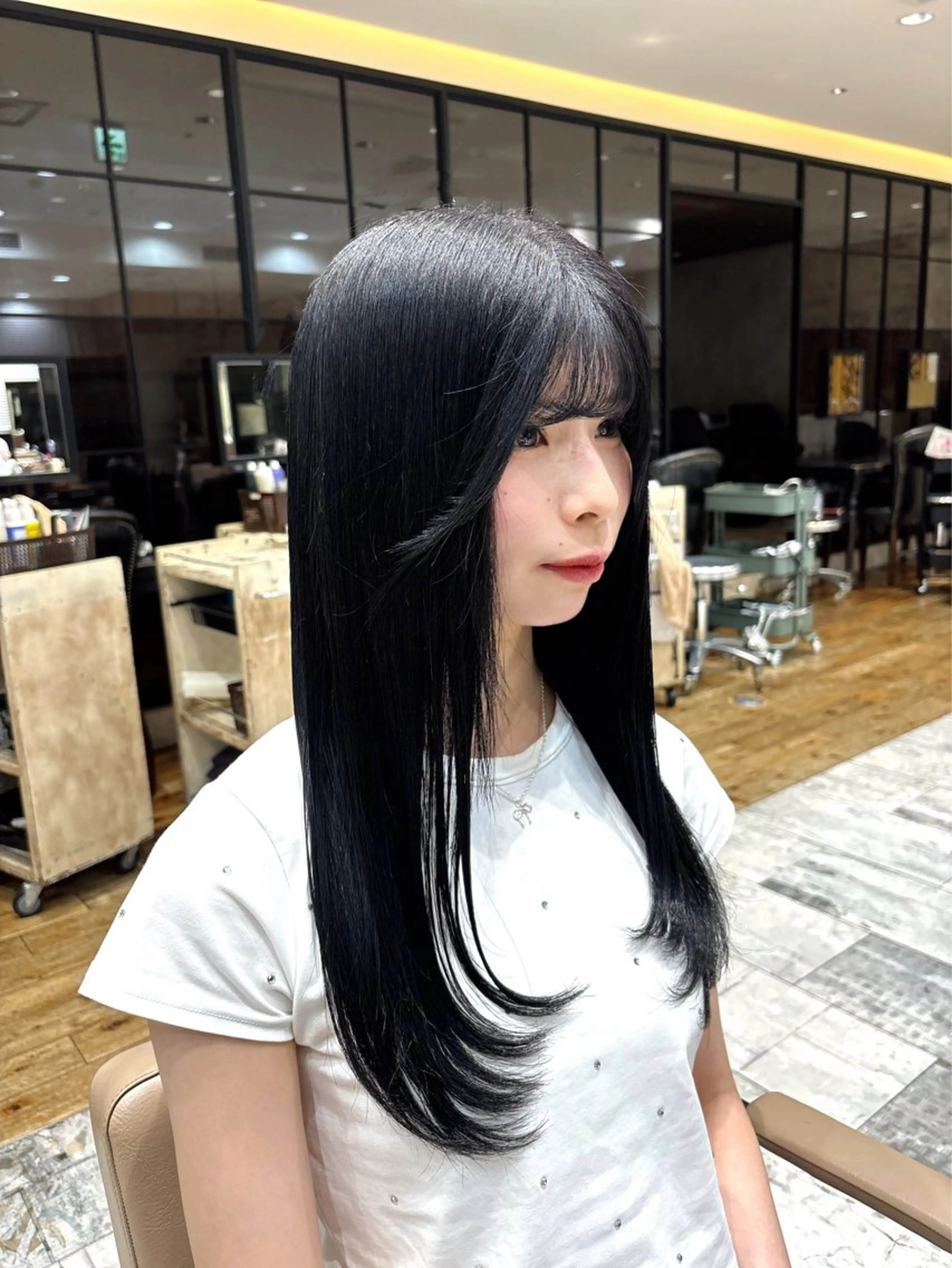 ロング ヘアカラー トリートメント 透明感🫧 佐藤歩夢のヘアスタイル