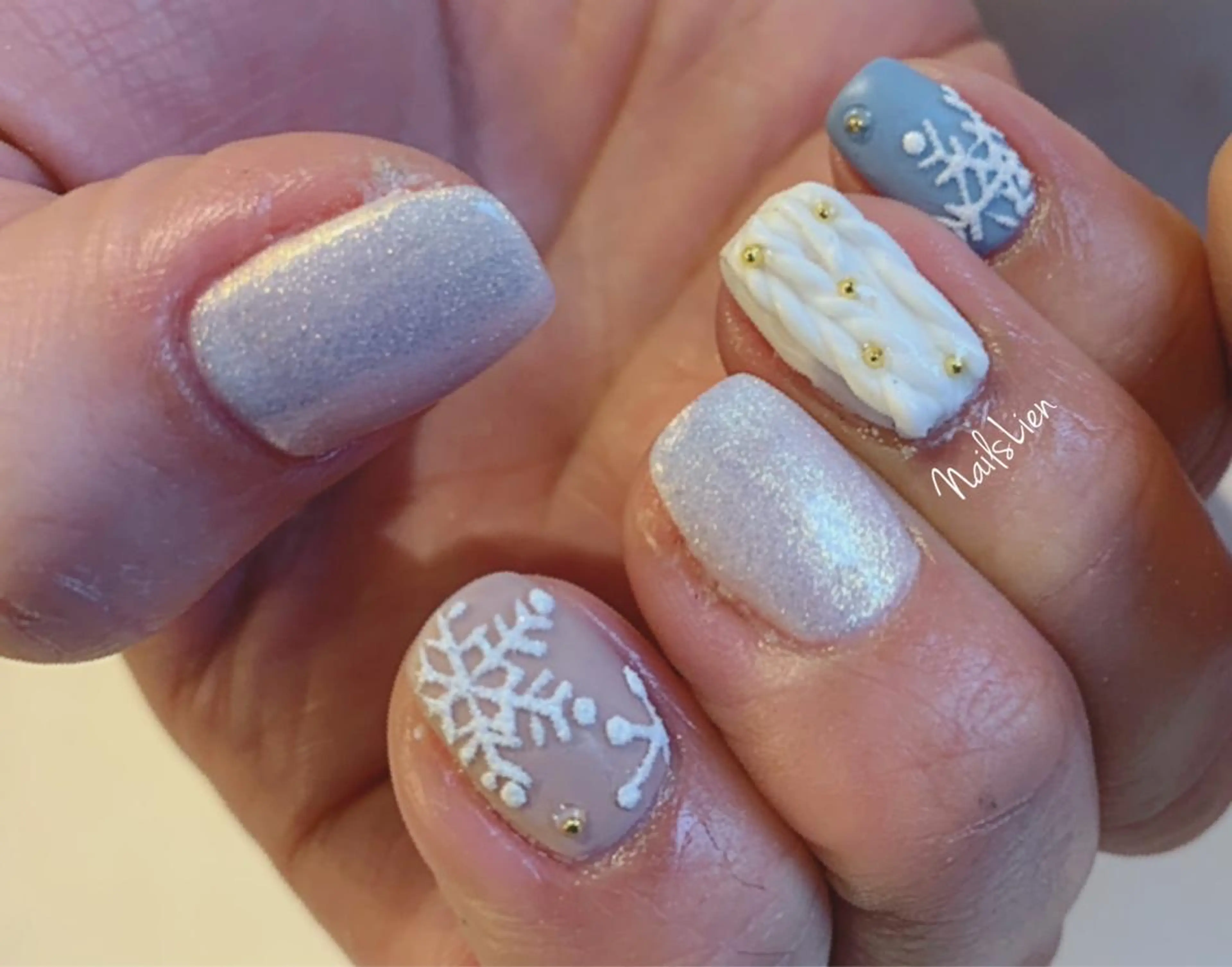 ネイル マットネイル 冬ネイル 凛 リンのネイルデザイン