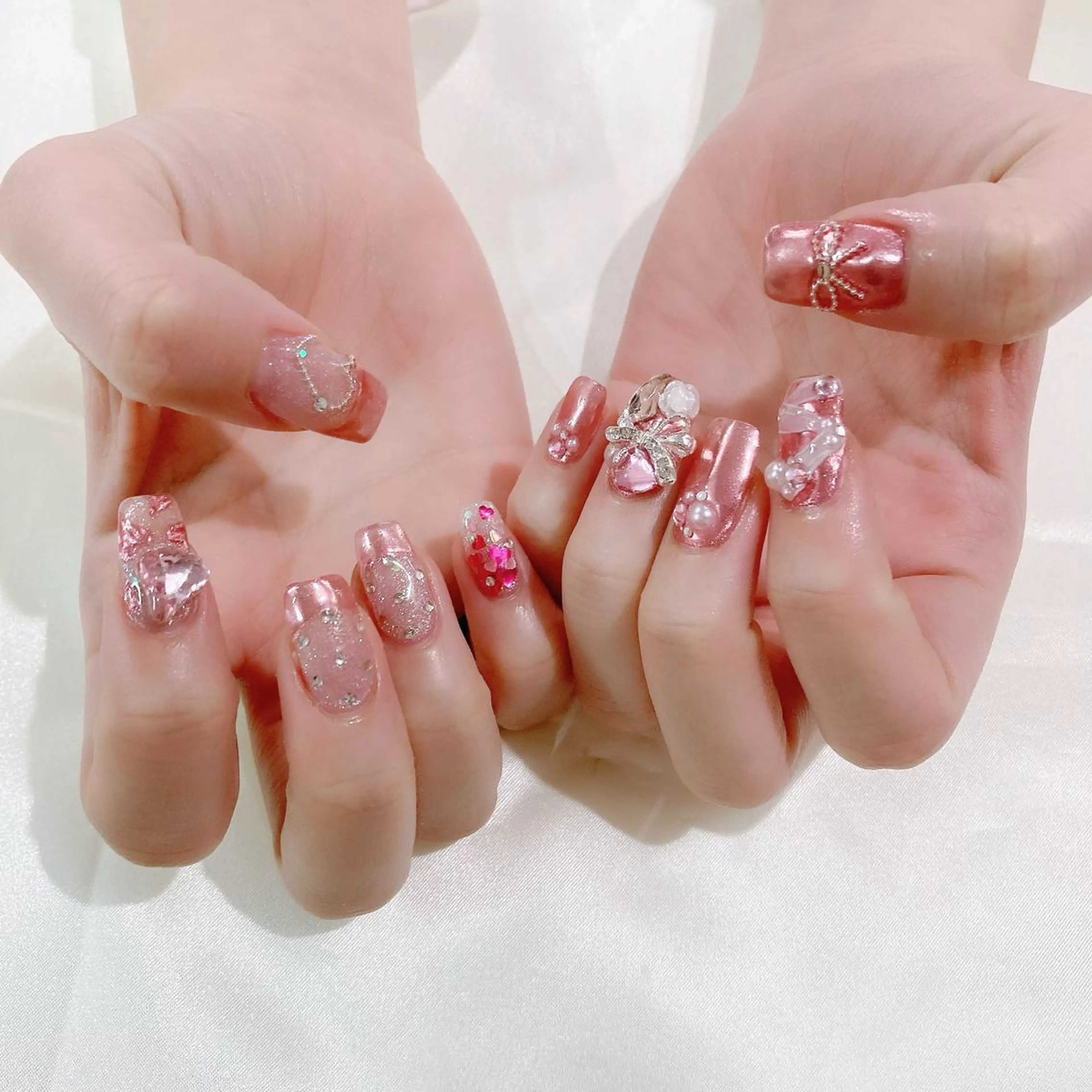 ネイル フレンチネイル ジェルネイル ハート キラキラネイル ミラーネイル ハンドネイル Nail Kのネイルデザイン