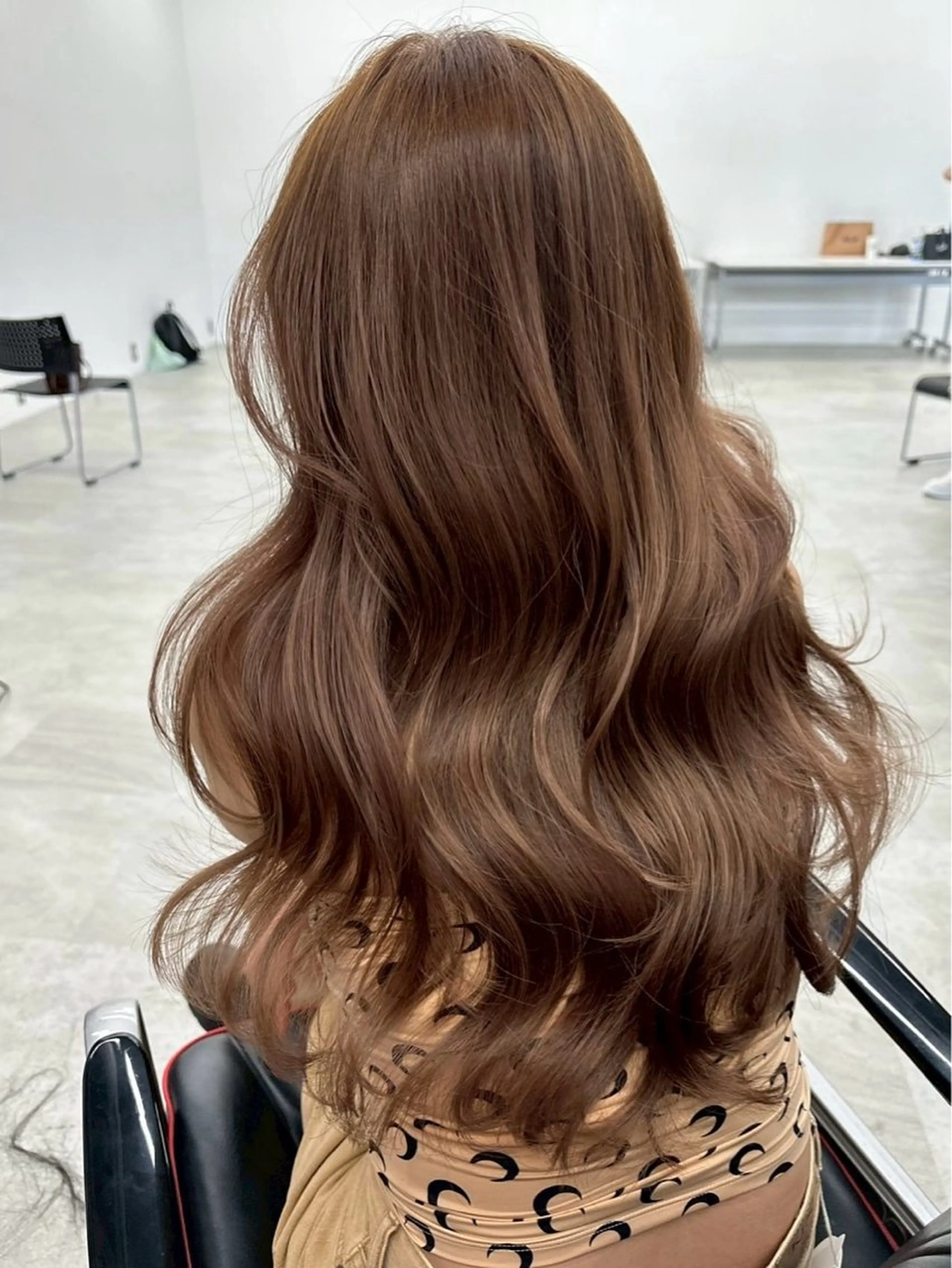 セミロング カラー ベージュカラー レイヤーカット 縮毛矯正 【美髪矯正) 吉村　清志のヘアスタイル