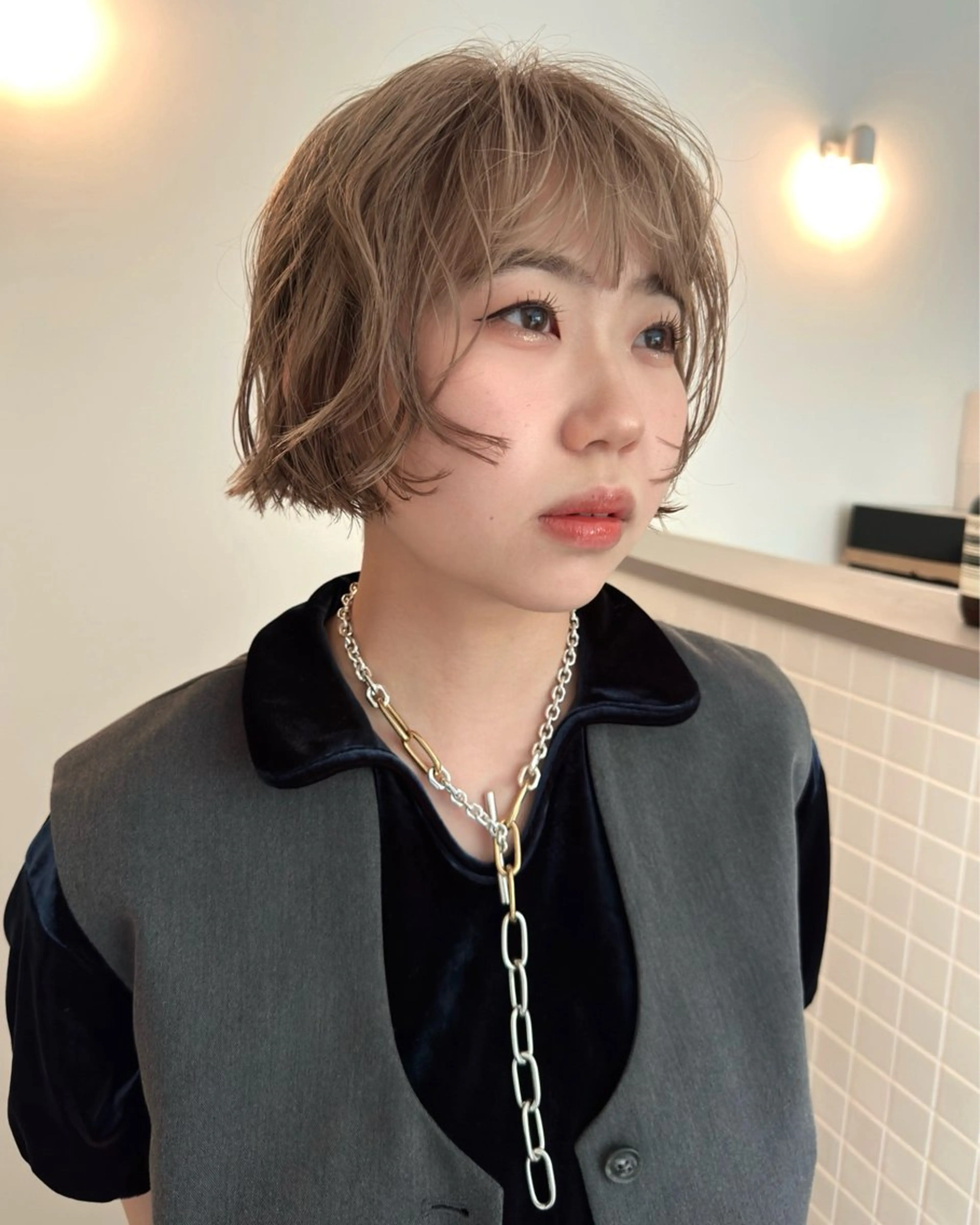 ショート カラー ハイトーンカラー 似合わせカット カット ヘアカラー トリートメント ブリーチ/似合わせ Kaito🦕/栄のヘアスタイル
