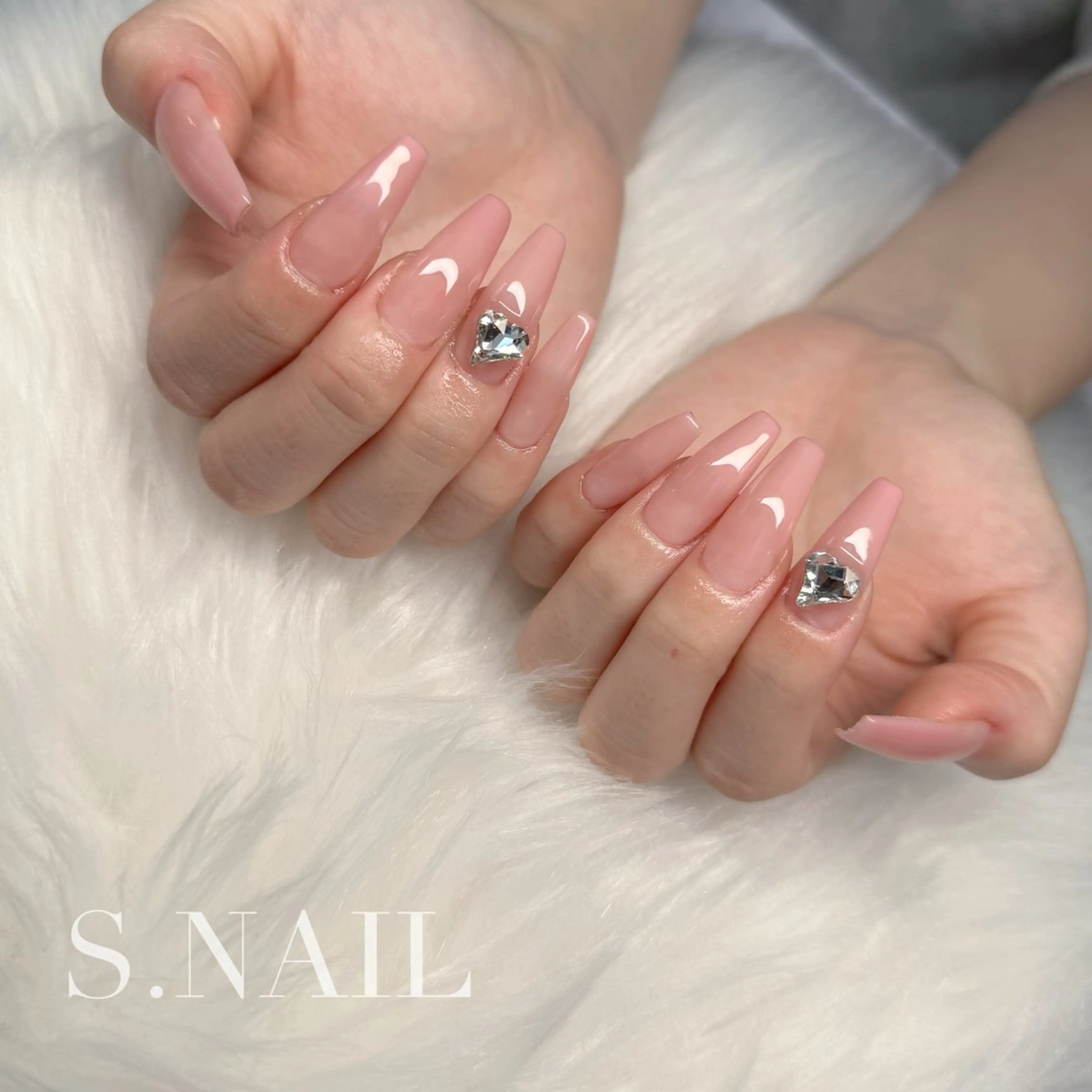 ネイル グラデーション ハンドネイル S♡NAIL所属・S.NAIL Suuのネイルデザイン