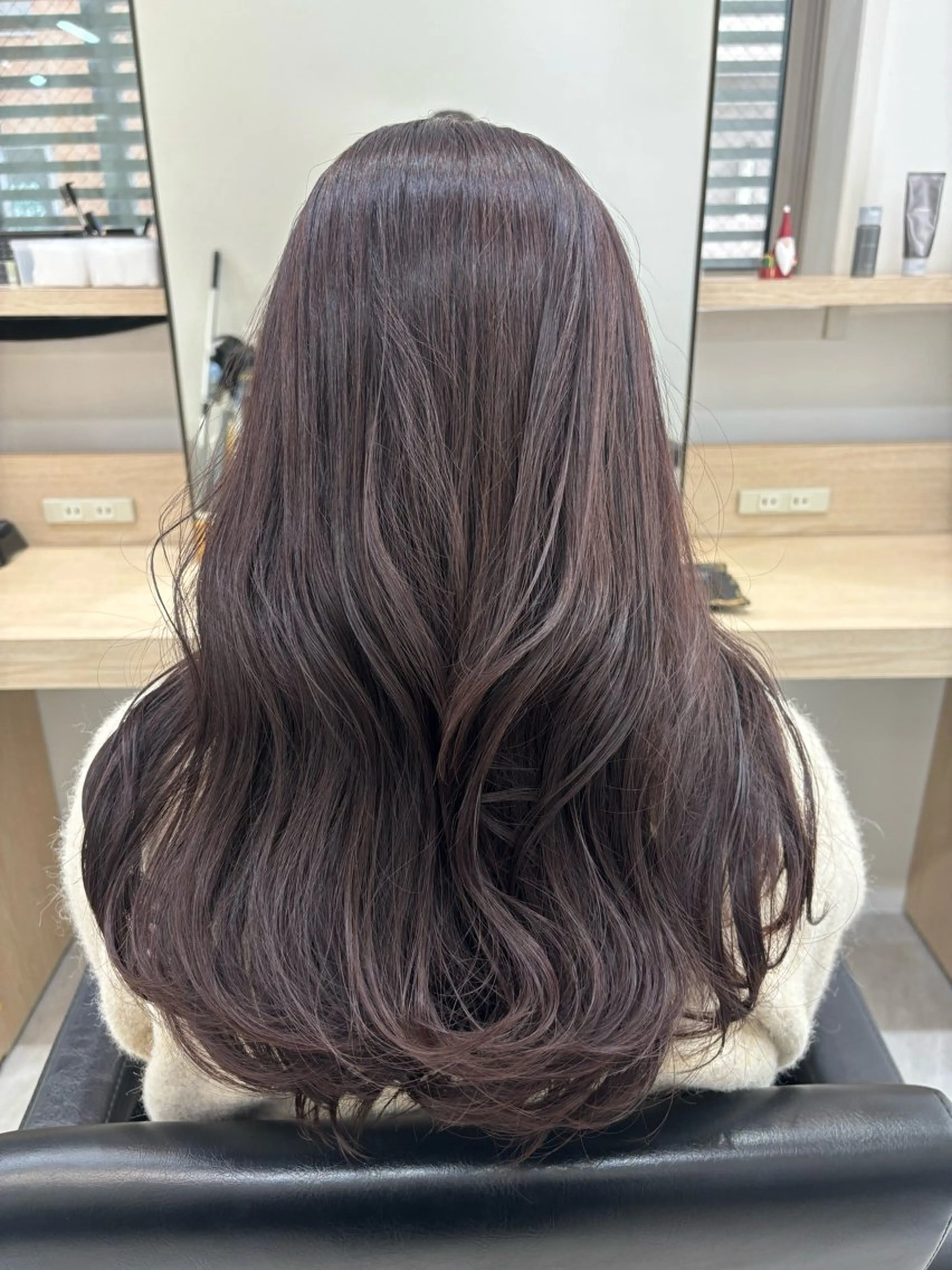 セミロング カラー ベージュカラー ラベンダーカラー ラベンダーベージュ カット ヘアカラー トリートメント 🍒透明感カラー NO.1/ララ🍒のヘアスタイル