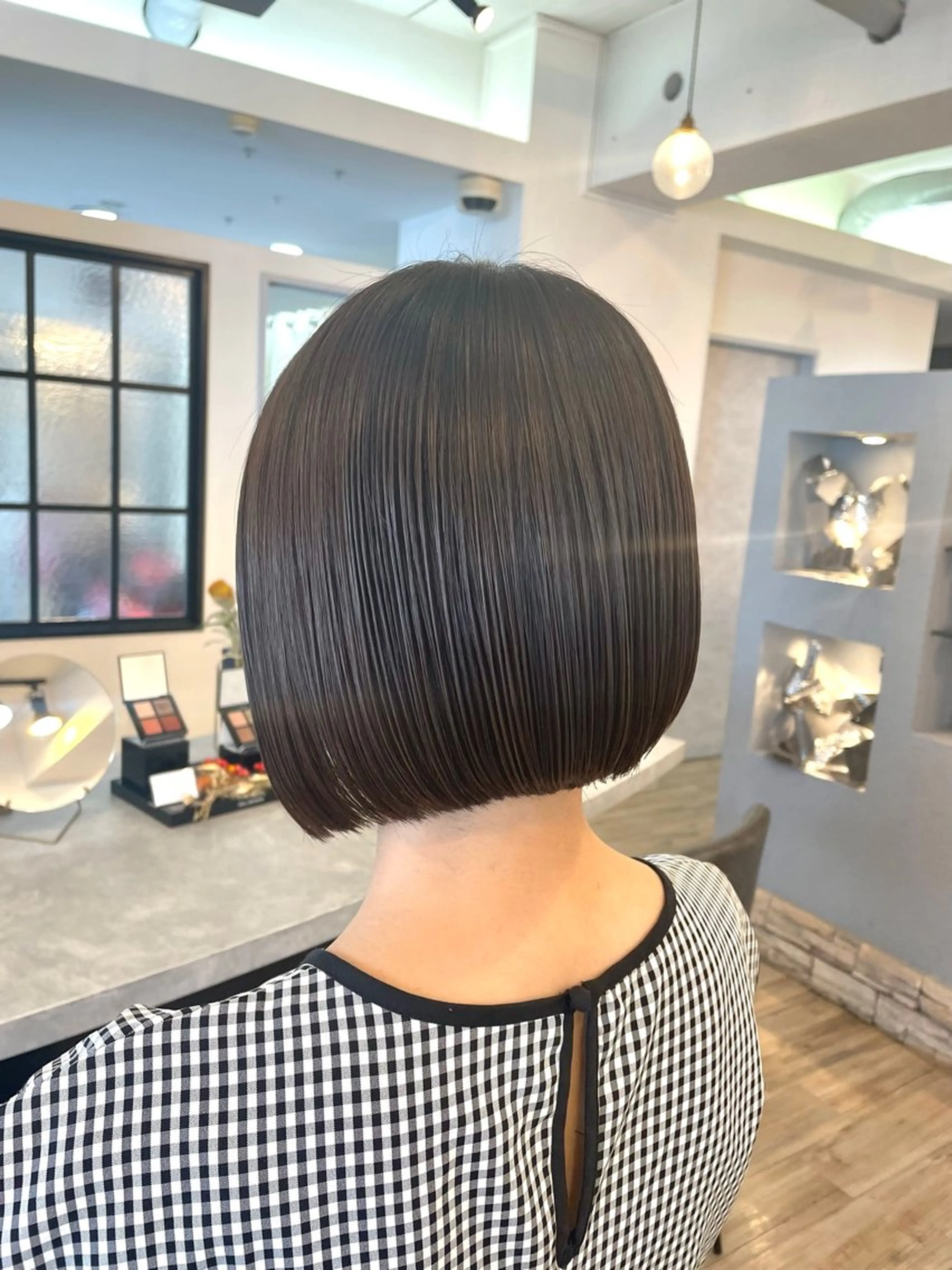 ショート カット 縮毛矯正 VISAGE ba.sk 金子詩帆のヘアスタイル