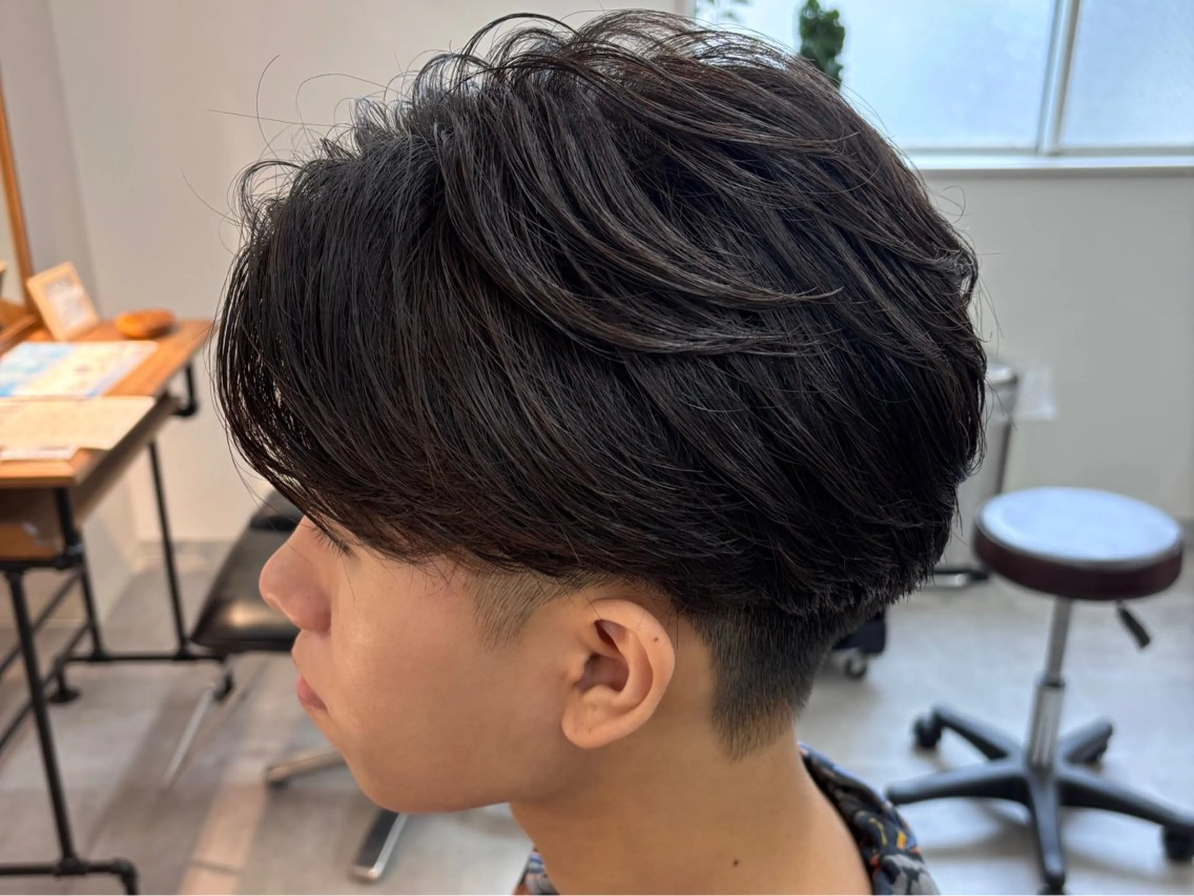 ショート メンズ カット 【フェード/フェザー パーマ/千葉駅】のヘアスタイル