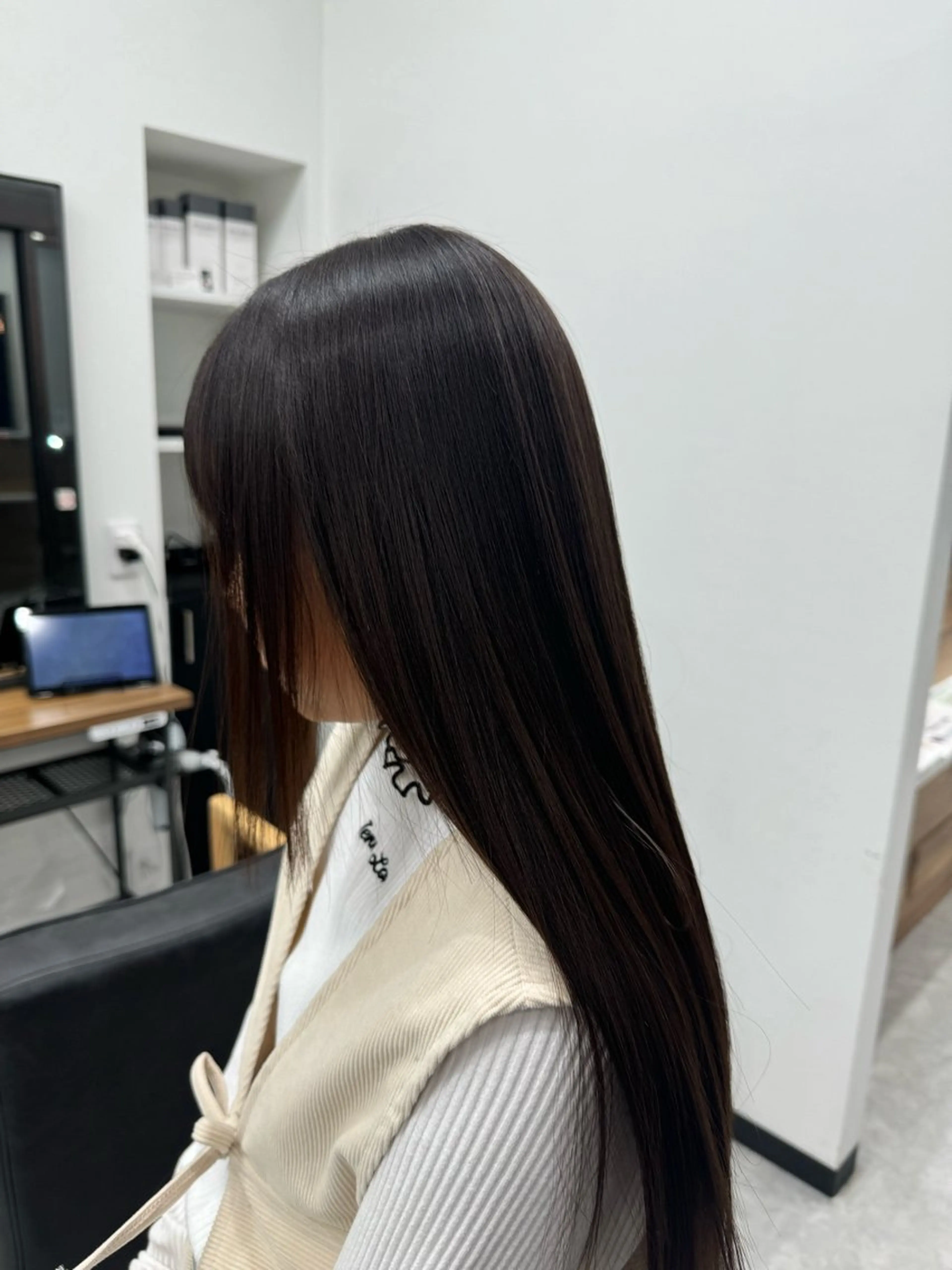 ロング 縮毛矯正 トリートメント 𝘀𝗮𝗲/柏の葉 / パーマモデルのヘアスタイル