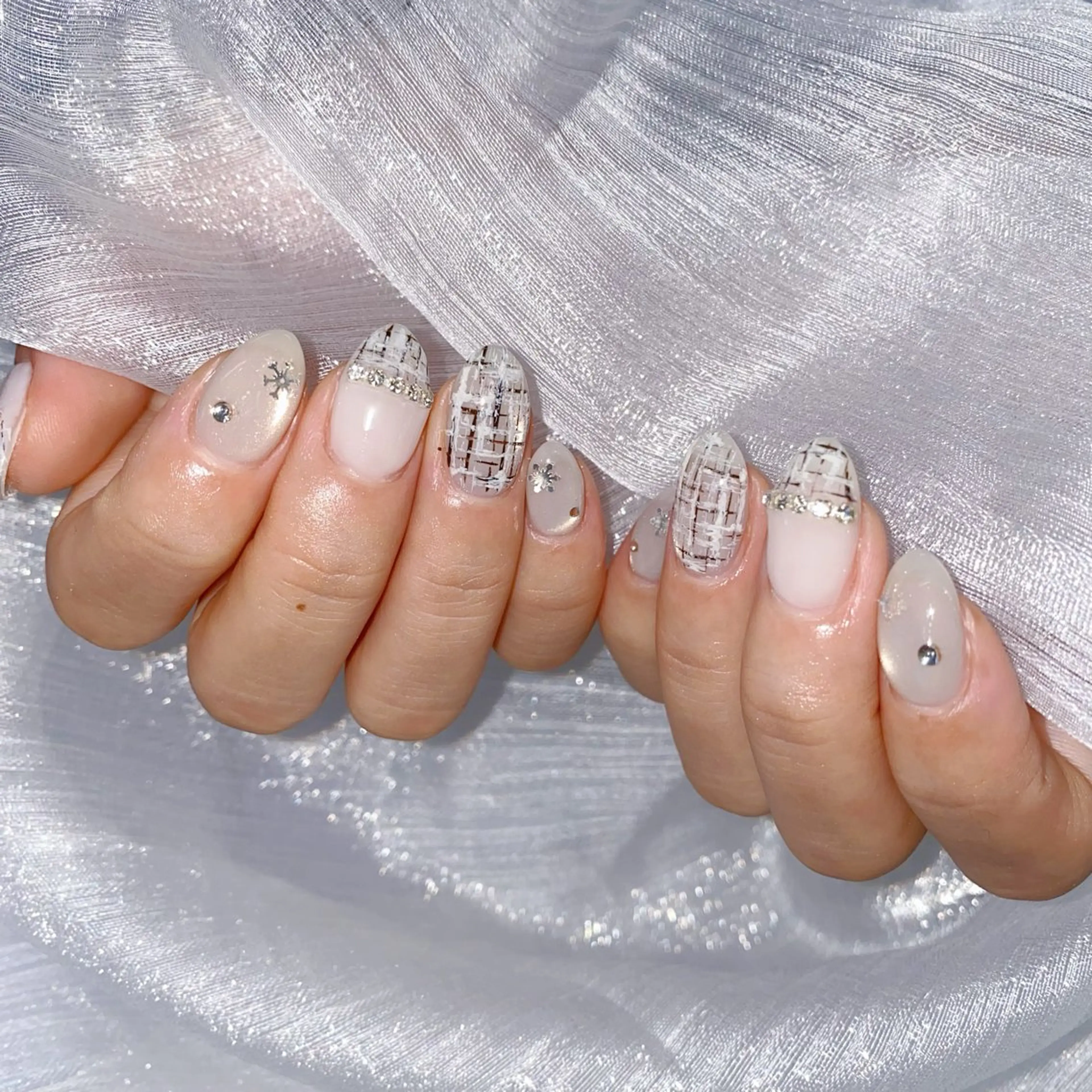 ネイル Annailsalon所属・E miのネイルデザイン