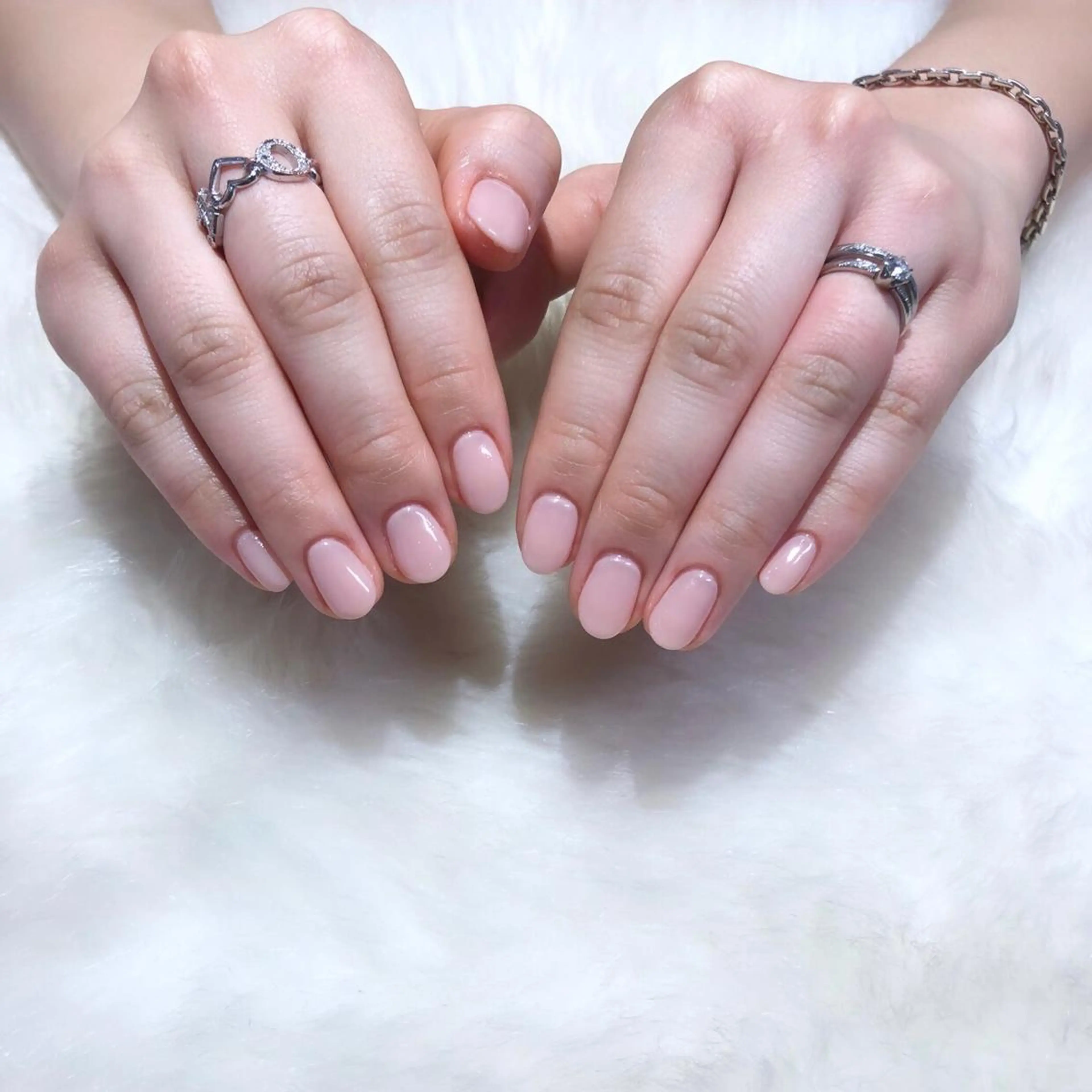 ネイル ハンドネイル フットネイル ハンドケア Nes.Nail所属・Miyagi Asamiのネイルデザイン
