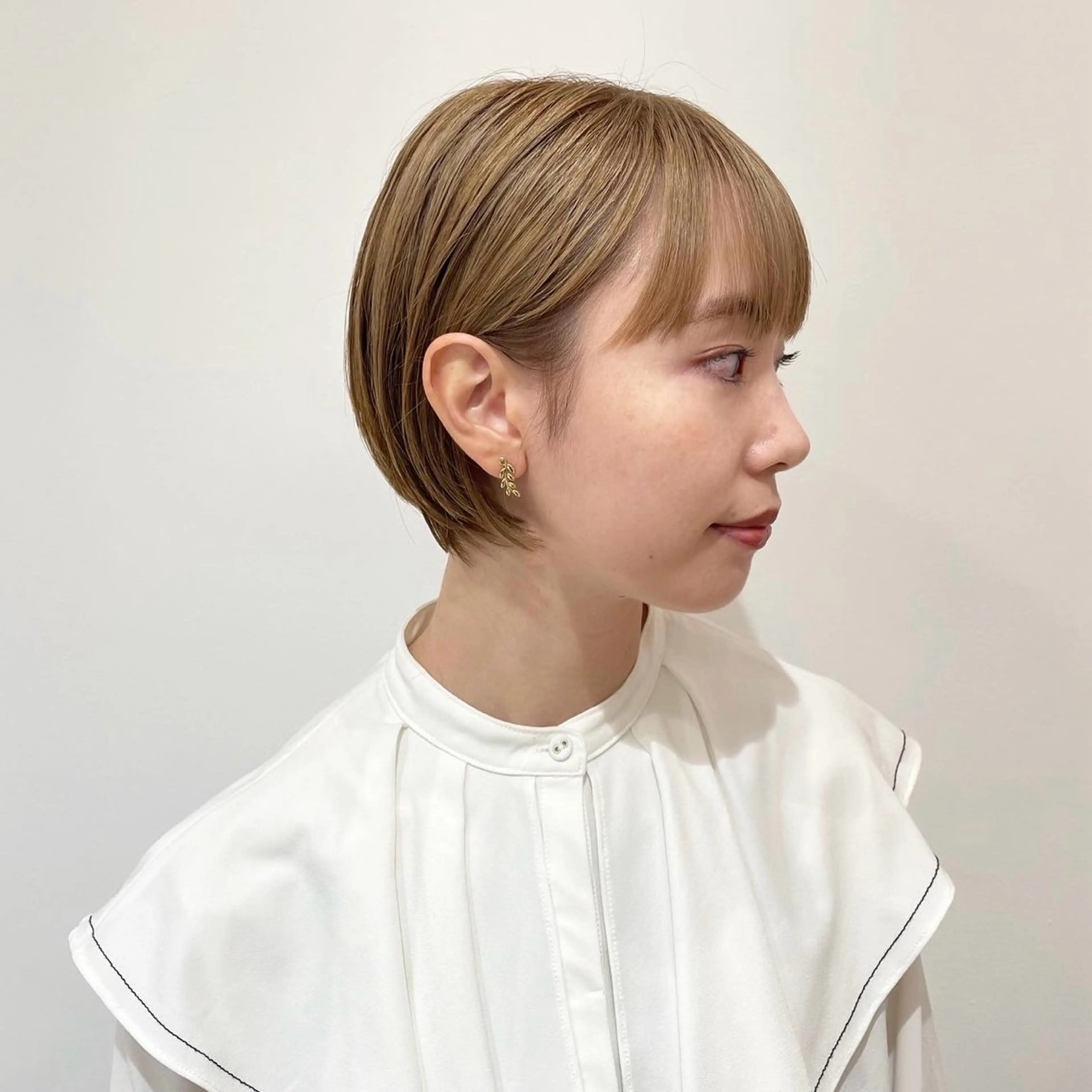 ショート カラー 丸みショート ベージュカラー ショートヘア カット ヘアカラー トリートメント 堀江将太朗/恵比寿/ メンズカットのヘアスタイル