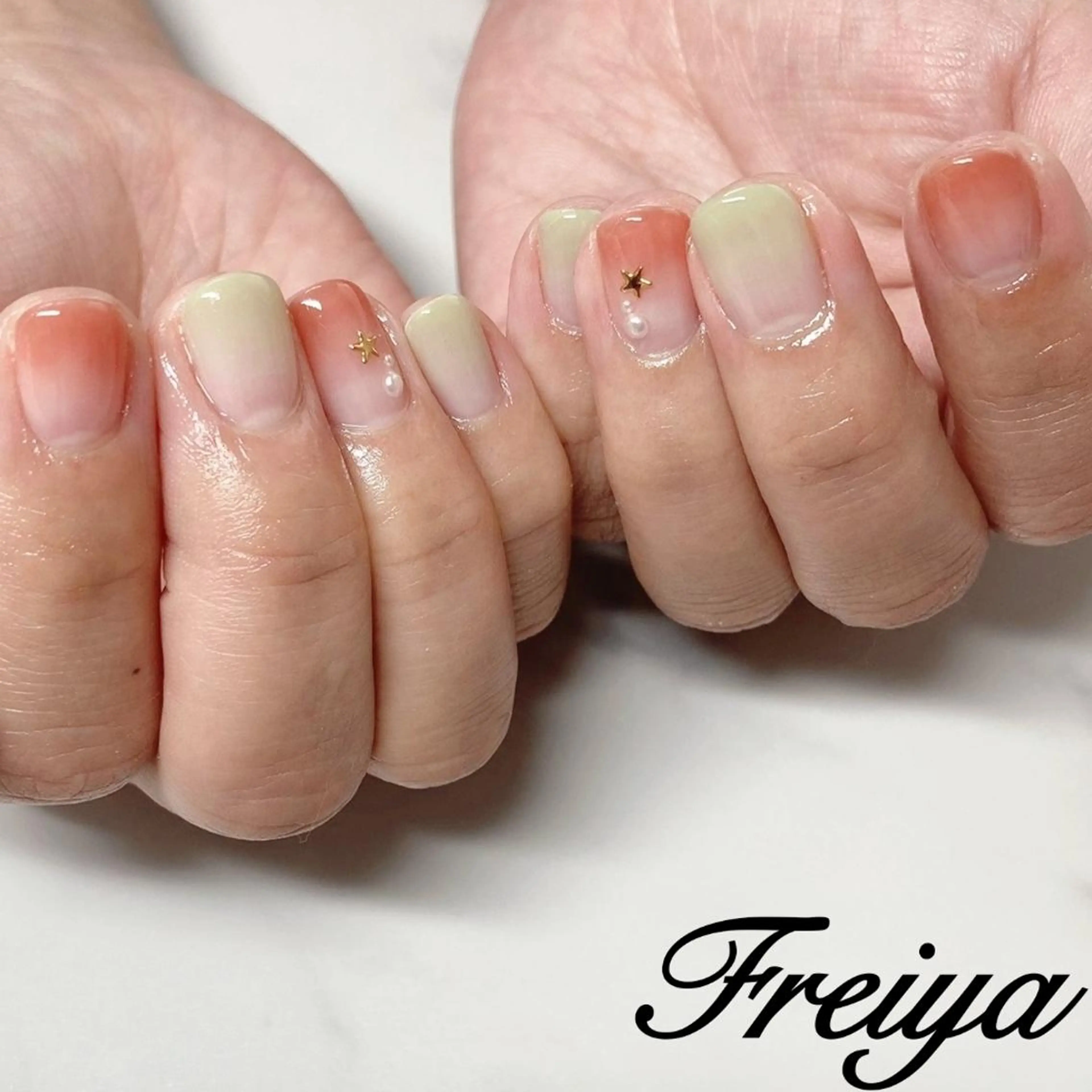 ネイル FREIYA所属・FREIYA マツエク、ネイルの眉毛・アイブロウイメージ