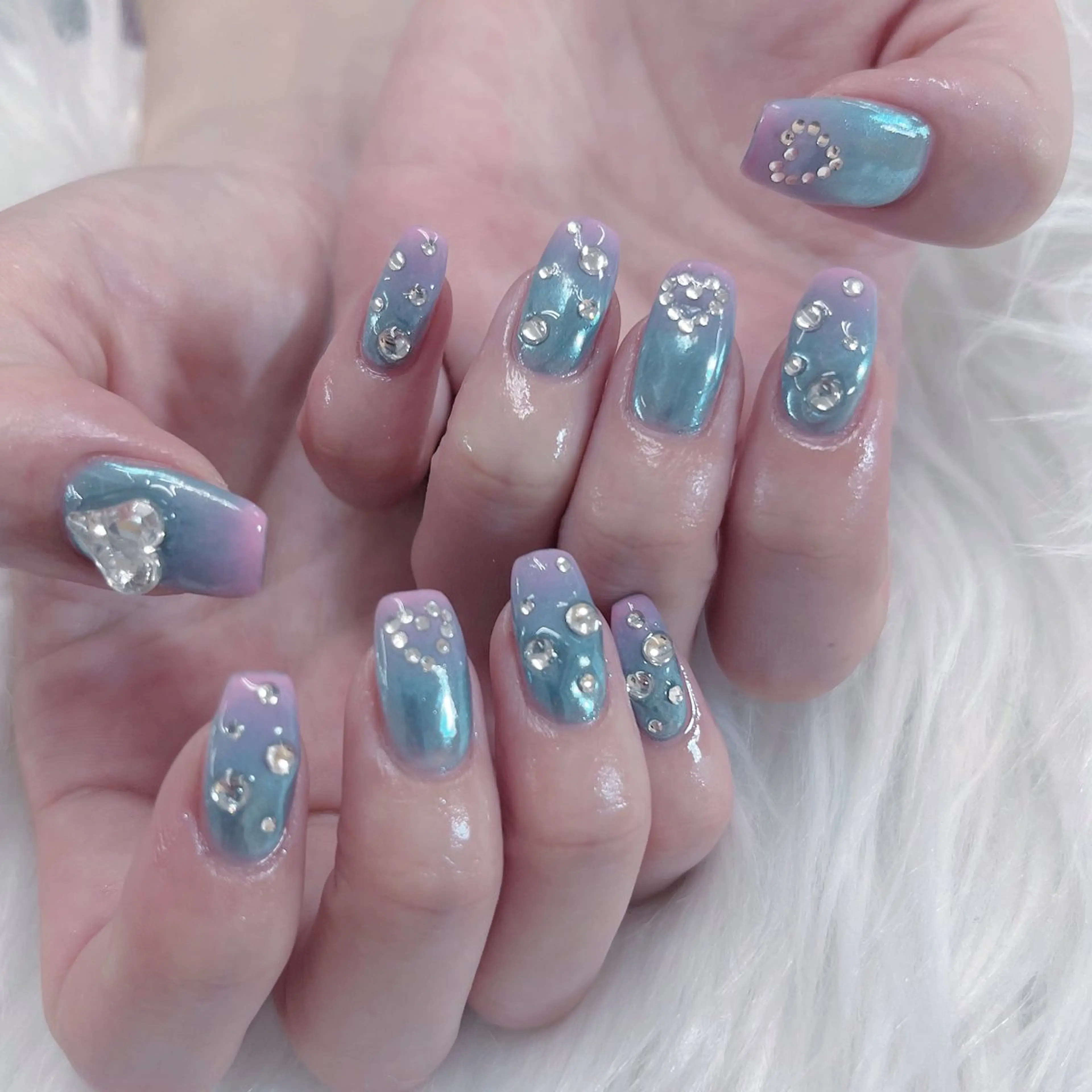 ネイル ハンドネイル Maya 🧊🫧‪のネイルデザイン