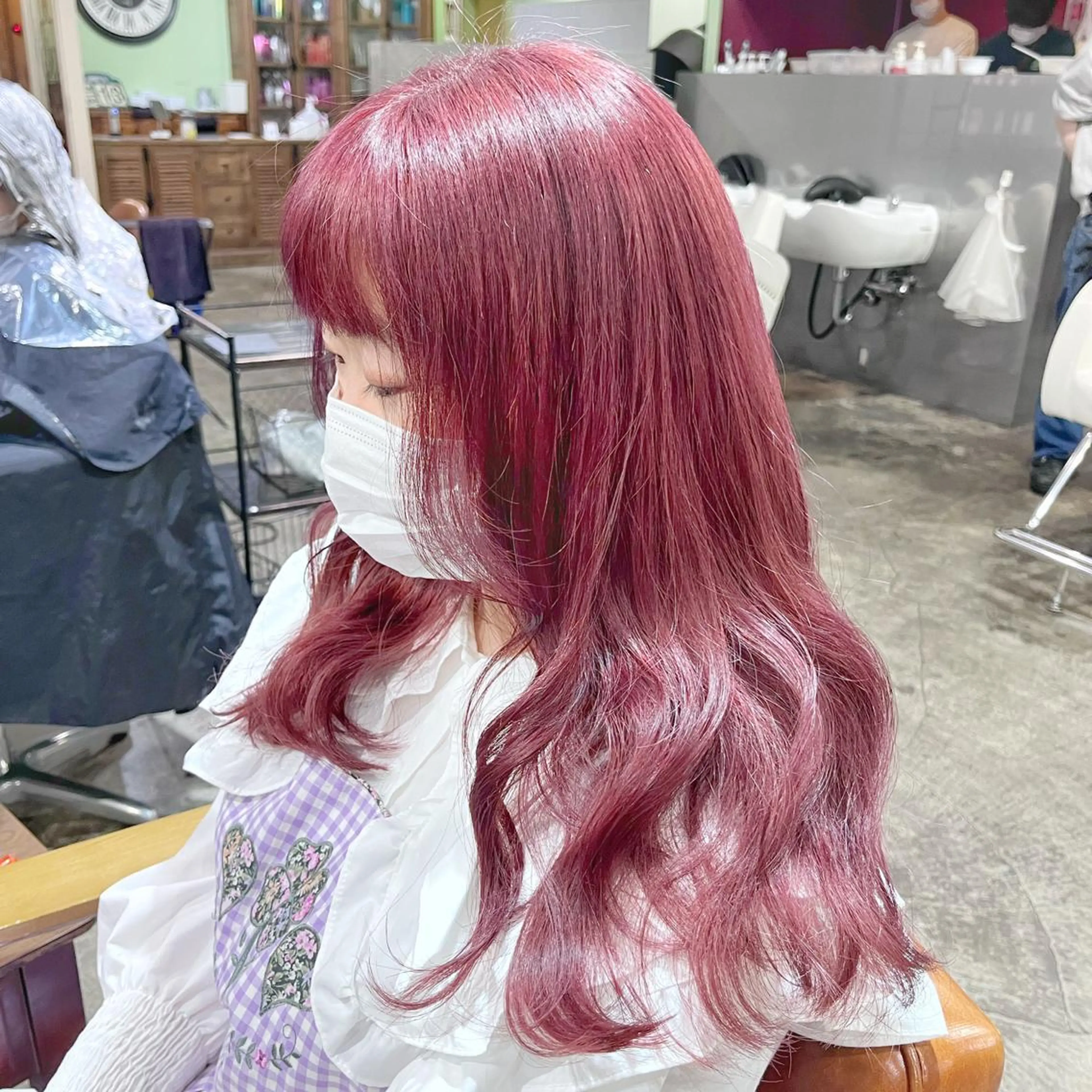 セミロング カラー ヘアアレンジ ブリーチ ヘアカラー ピンクカラー🩷 ヘアセットＮＯ.1のヘアスタイル