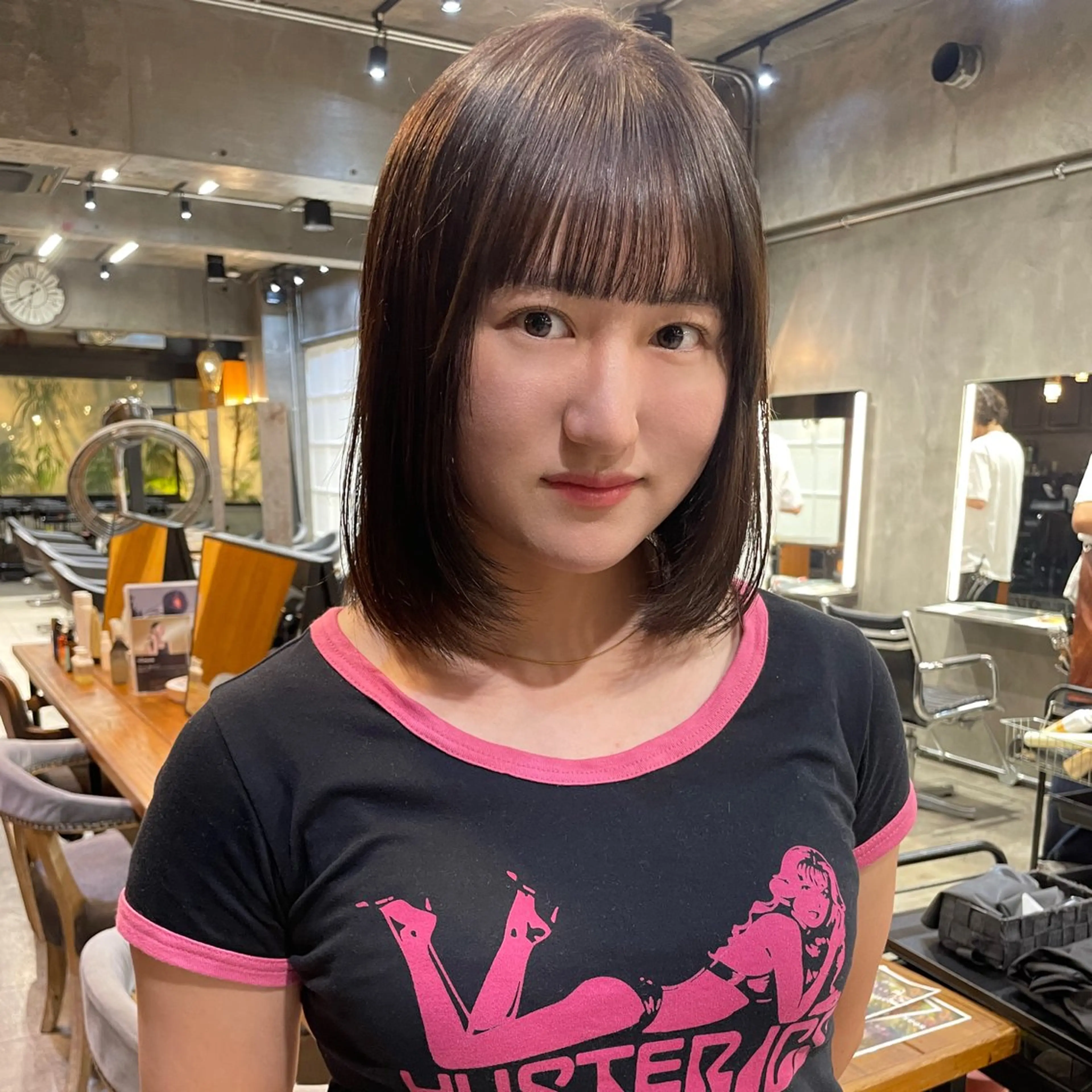 ミディアム カラー カット ヘアカラー トリートメント レイヤー/ 透明感カラー/マドカのヘアスタイル