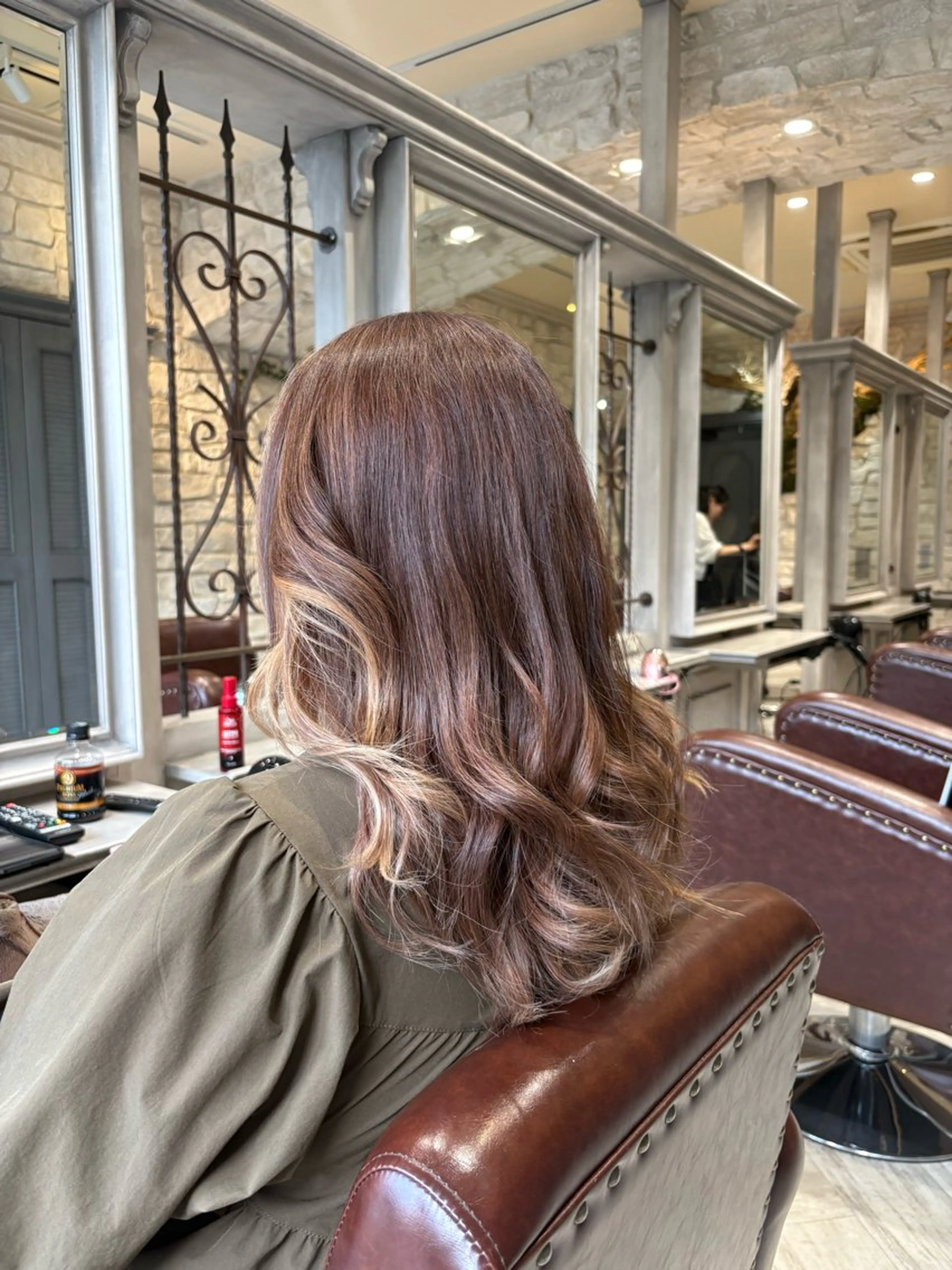 ロング カラー ミストバング  フェイスフレーミング ヘアカラー 🫧‪大滝 いくみ🌿辻堂のヘアスタイル