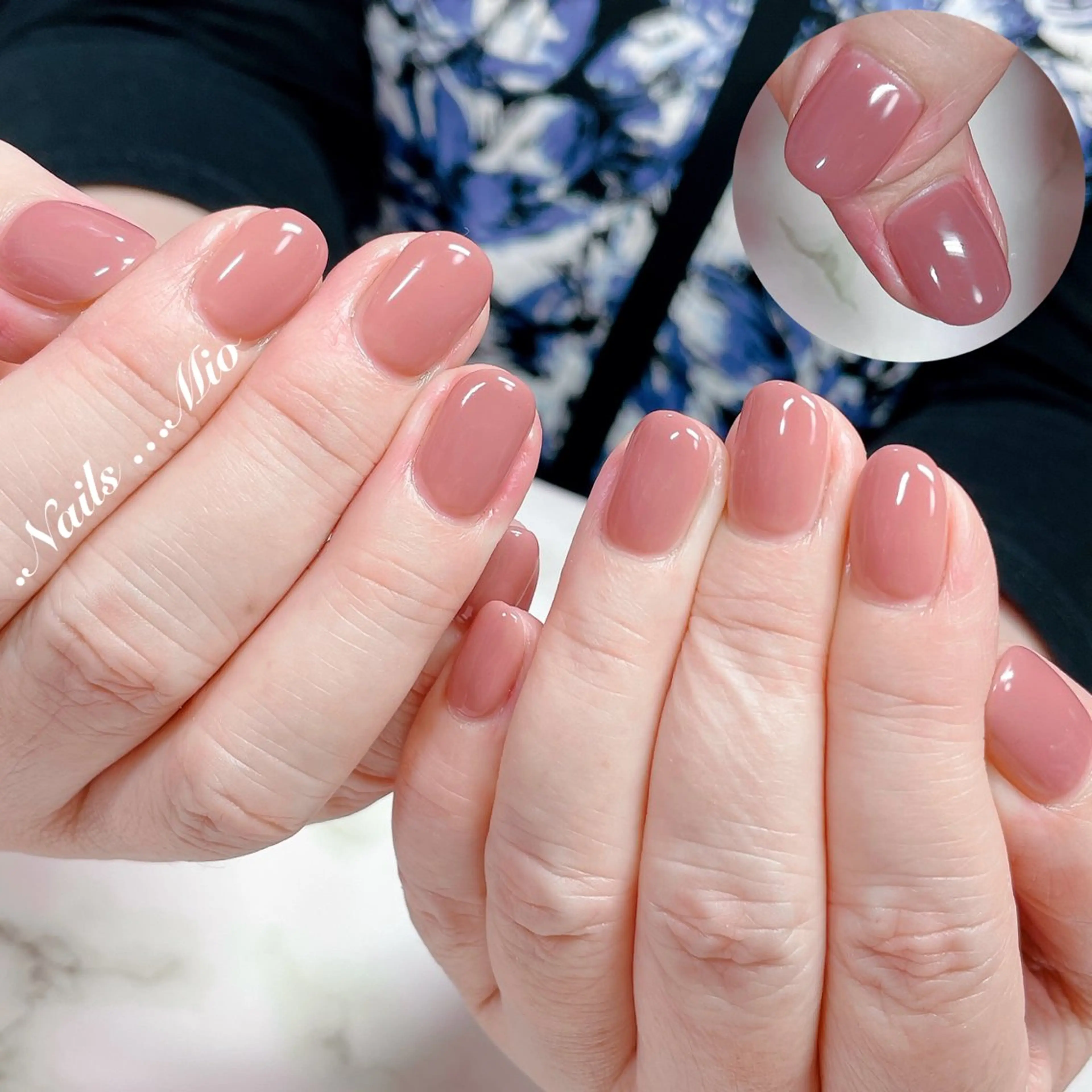 ネイル ジェルネイル ワンカラーネイル 赤色 ハンドネイル .Nails Mio 赤羽西ネイルサロンのネイルデザイン