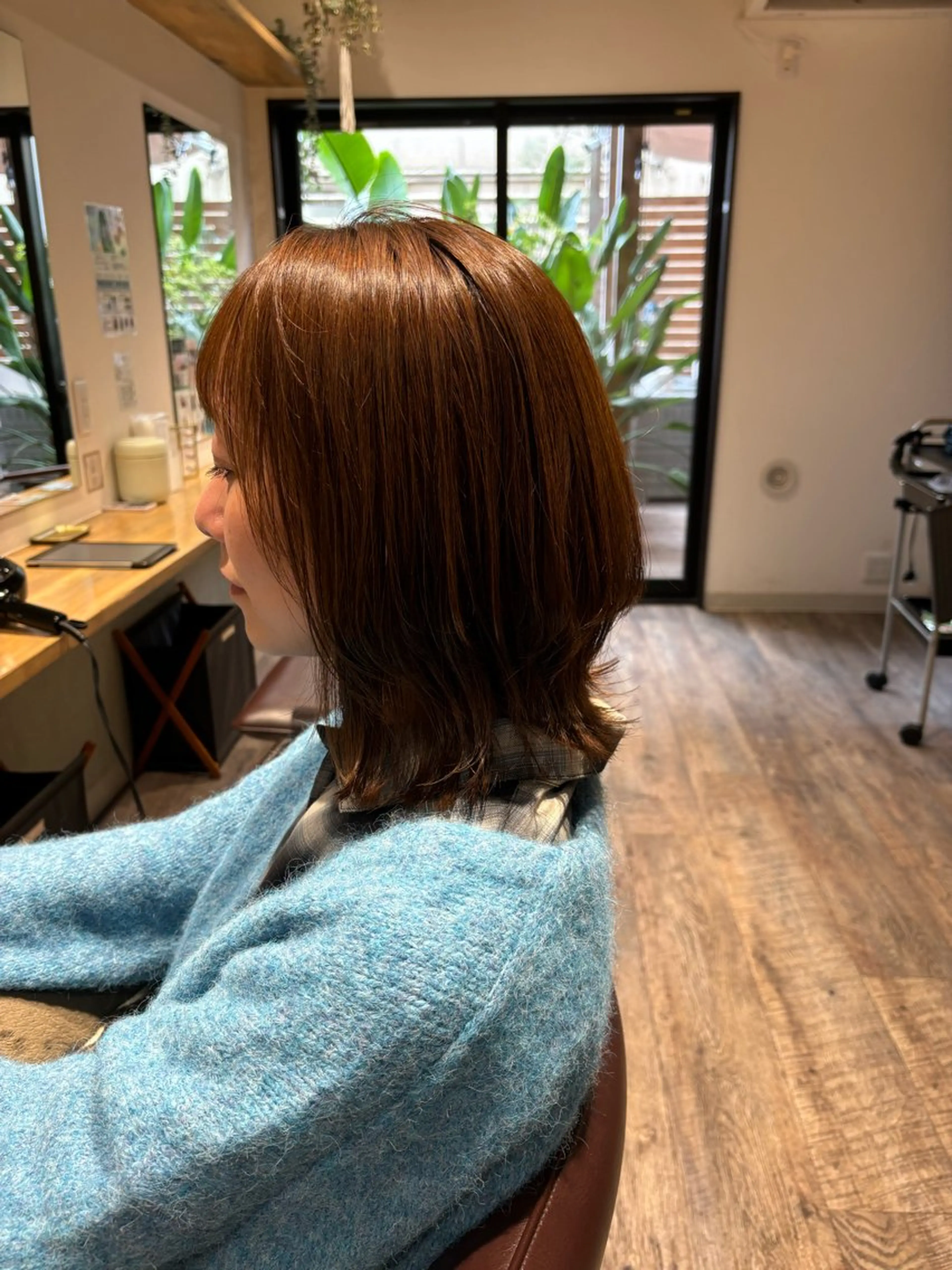 ミディアム カット トリートメント マツムラ ミサキのヘアスタイル