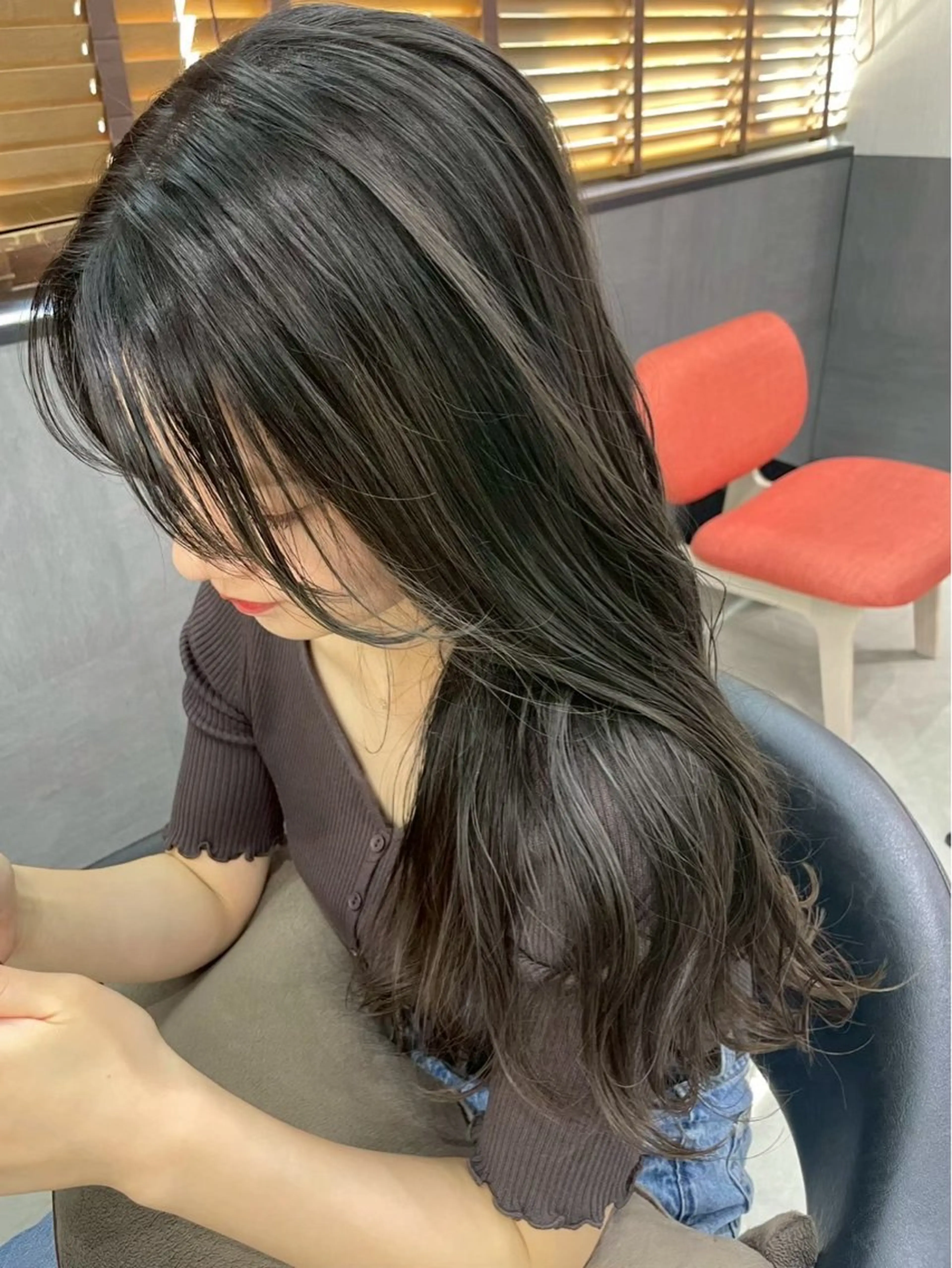 ロング カラー パーマ レディースカット無料 🎀yuikaのマツエク・マツパデザイン