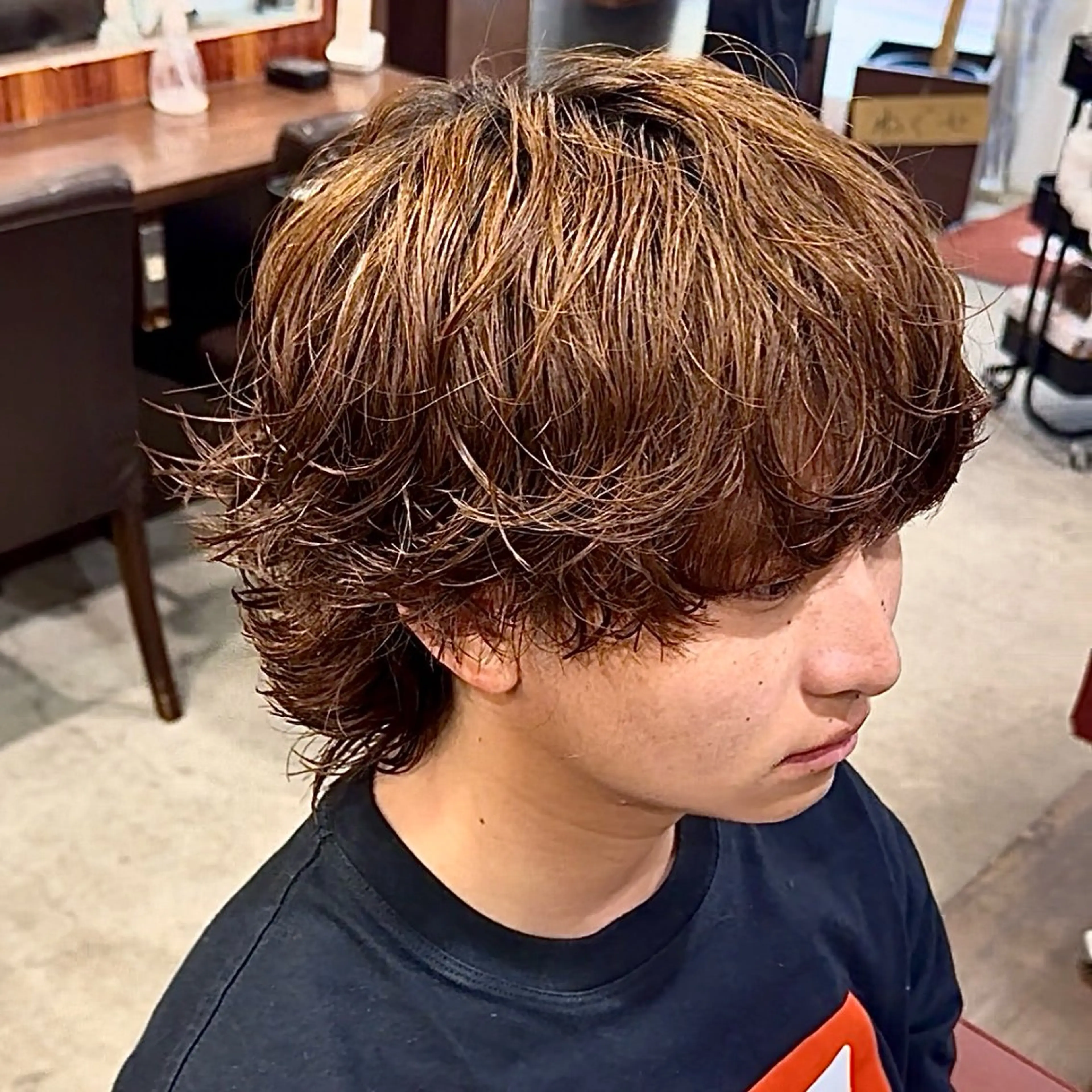 パーマ メンズ メンズウルフカット ウルフカット カット パーマ 波巻き|シャドウ| サーフカール|RYUのヘアスタイル