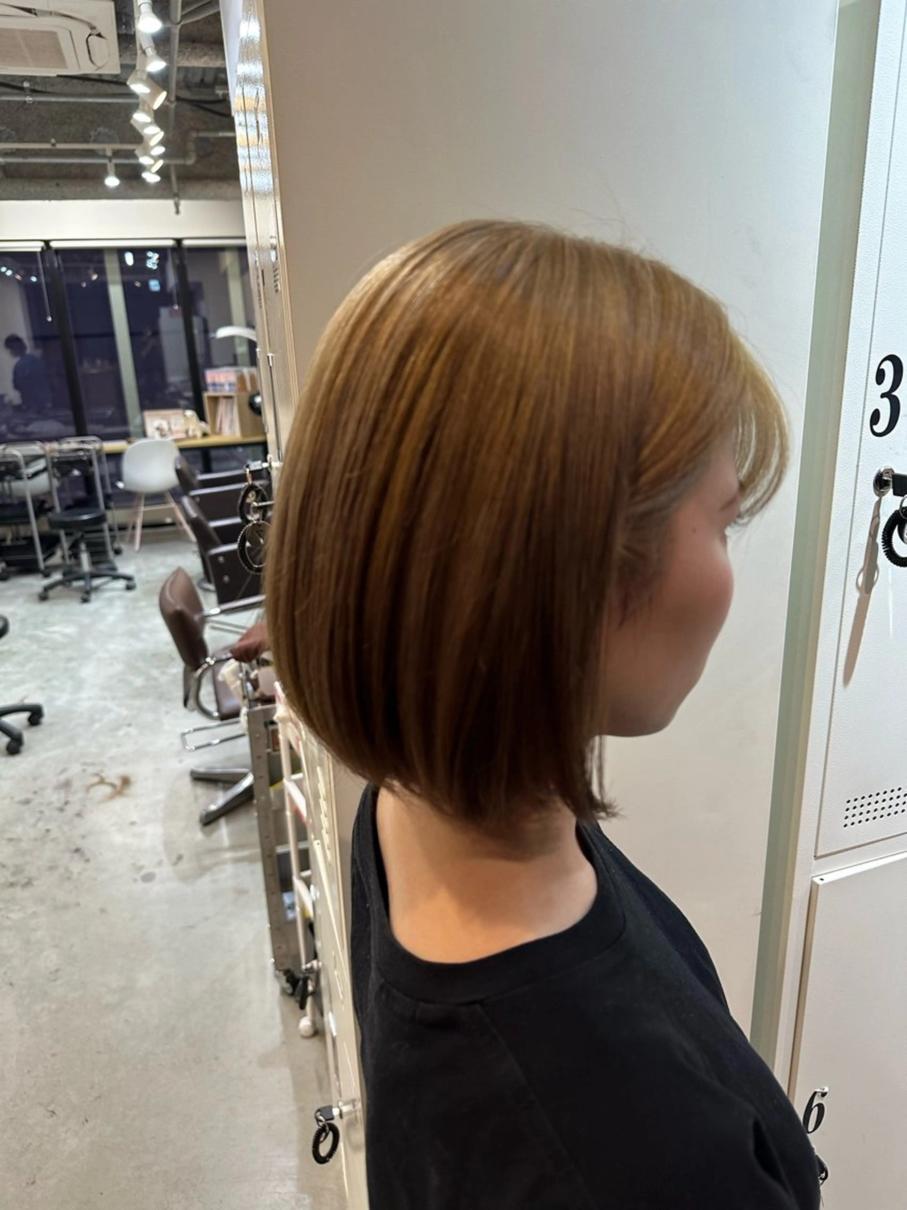 ショート カラー ヘアカラー 小顔カット✨ 透明感カラー✨kyoのヘアスタイル