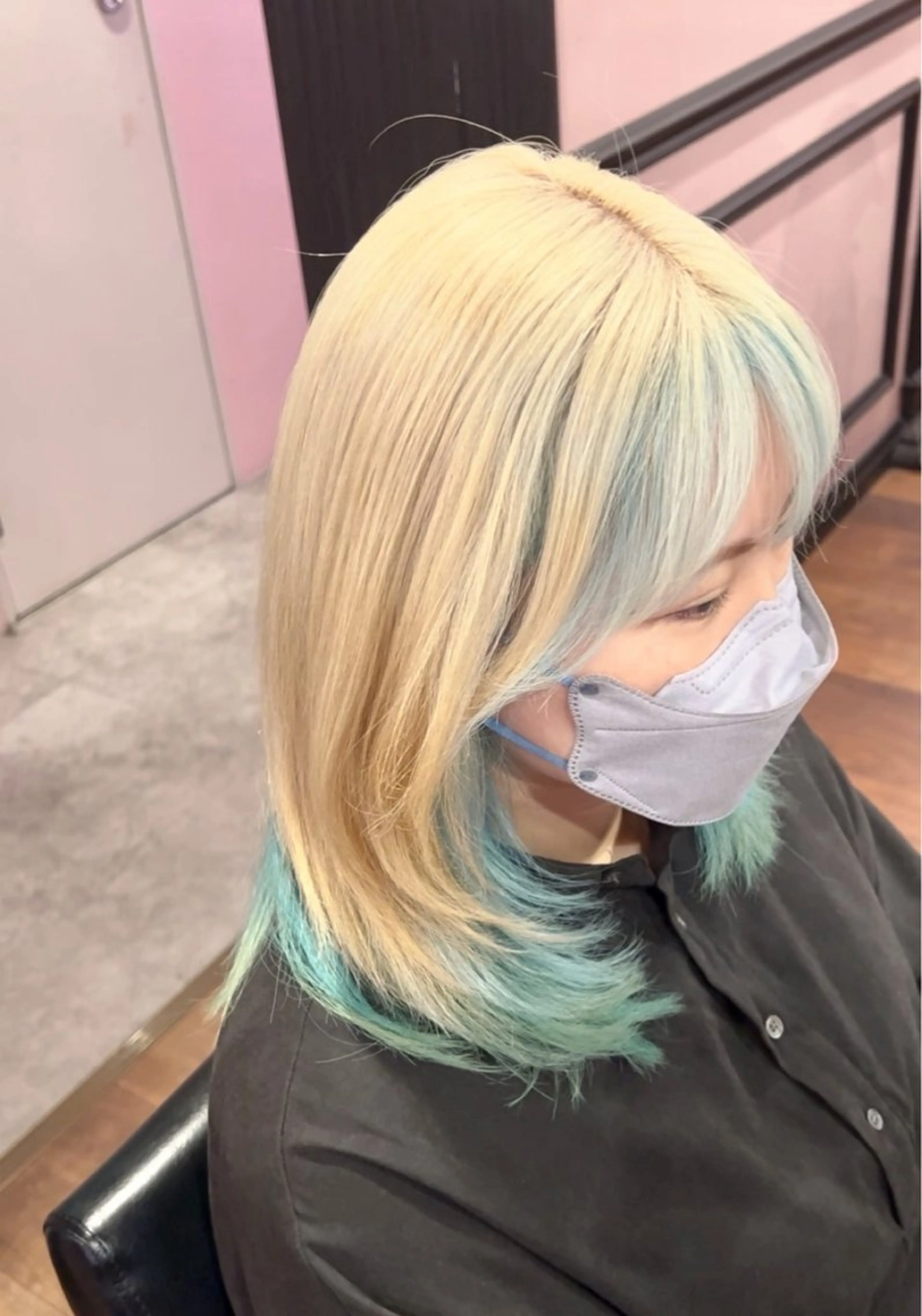 セミロング カラー カット ヘアカラー トリートメント ⭐️𝑭𝑰𝑳𝑴𝑶𝑹𝑴𝑨𝑳𝑬⭐️【フィルモルメール】所属・【トレンド🤍 艶カラー】yoshiのヘアスタイル