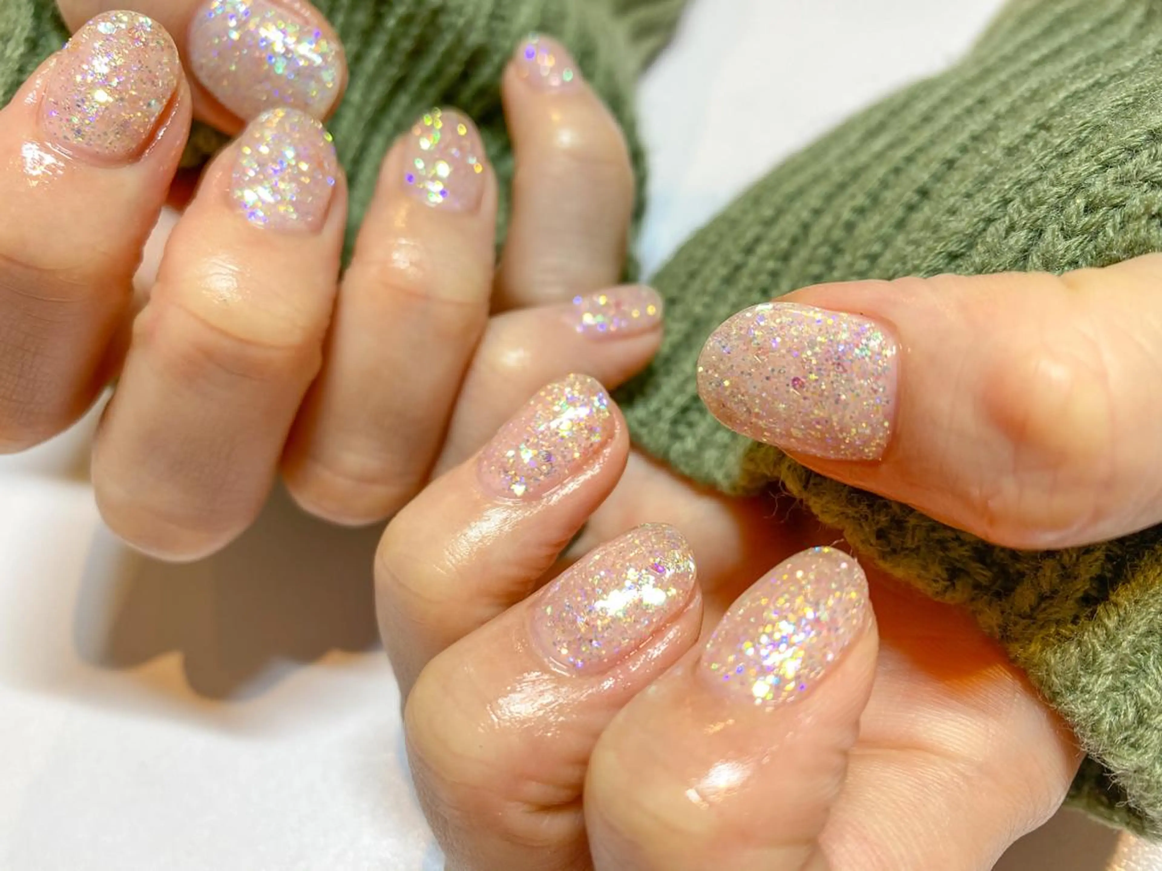 ネイル キラキラネイル ラメ(グリッター) ワンカラーネイル ハンドネイル 表参道colore所属・表参道colore店 REICAのネイルデザイン