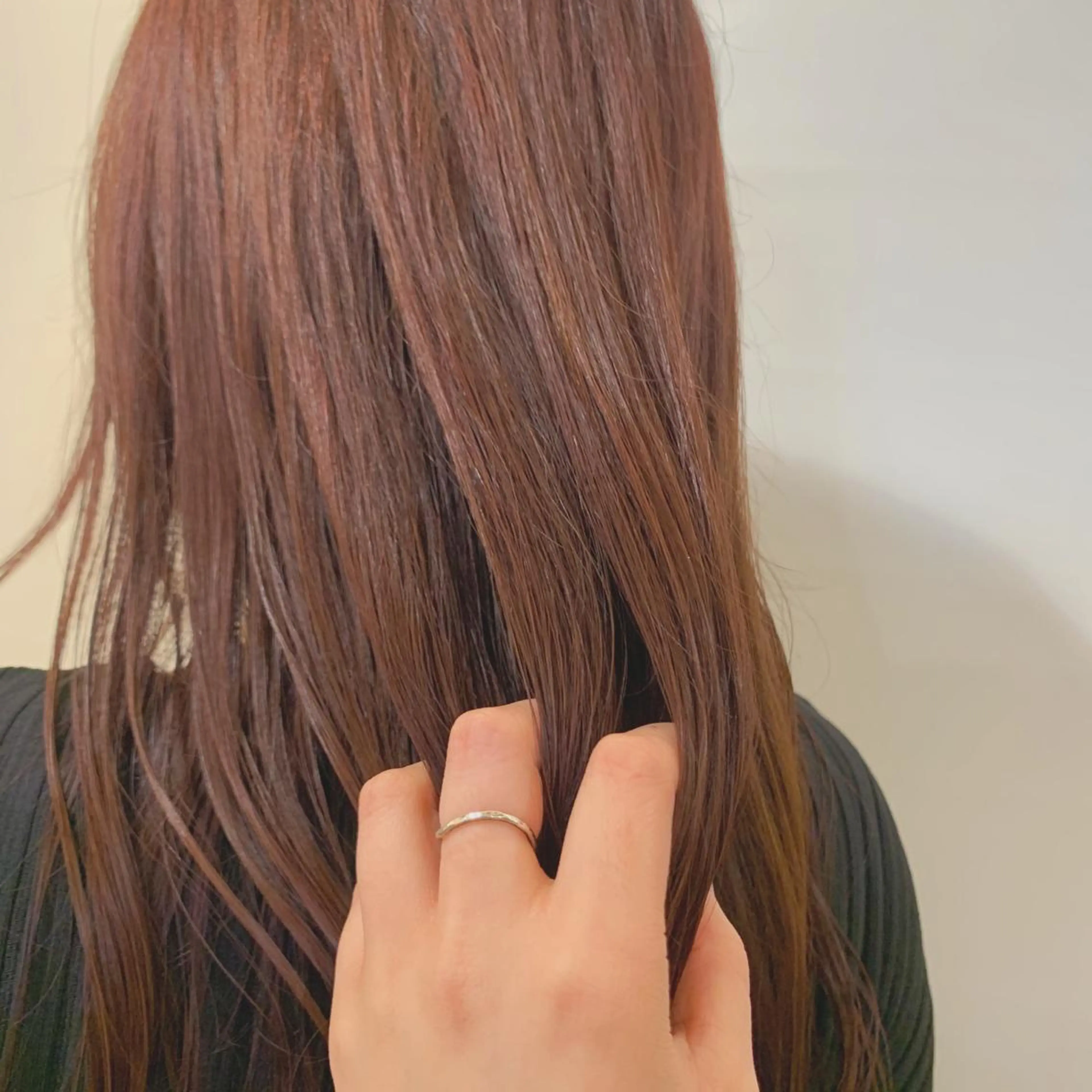 ロング パープルカラー 切りっぱなしボブ ソノキユウカのヘアスタイル