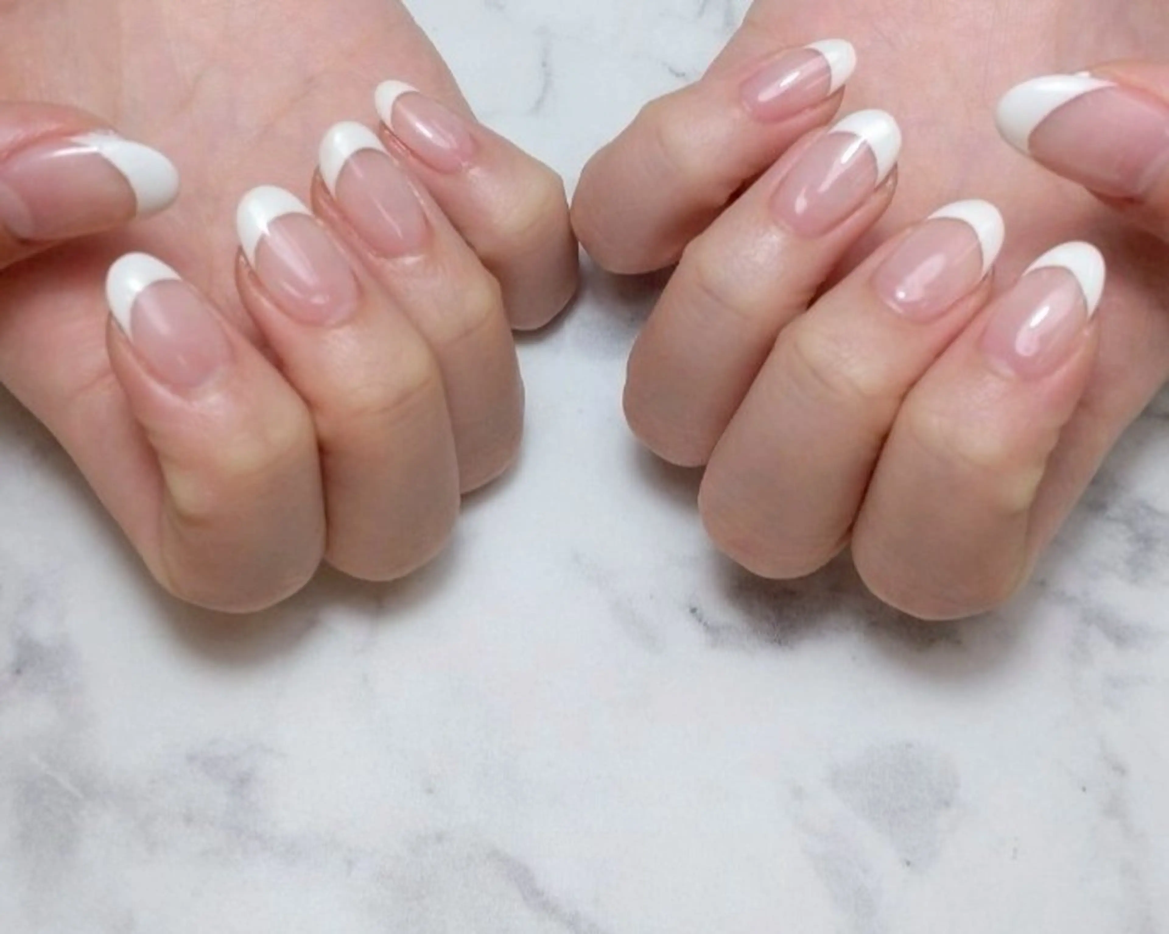 ネイル クリアネイル フレンチネイル Allure _kのネイルデザイン