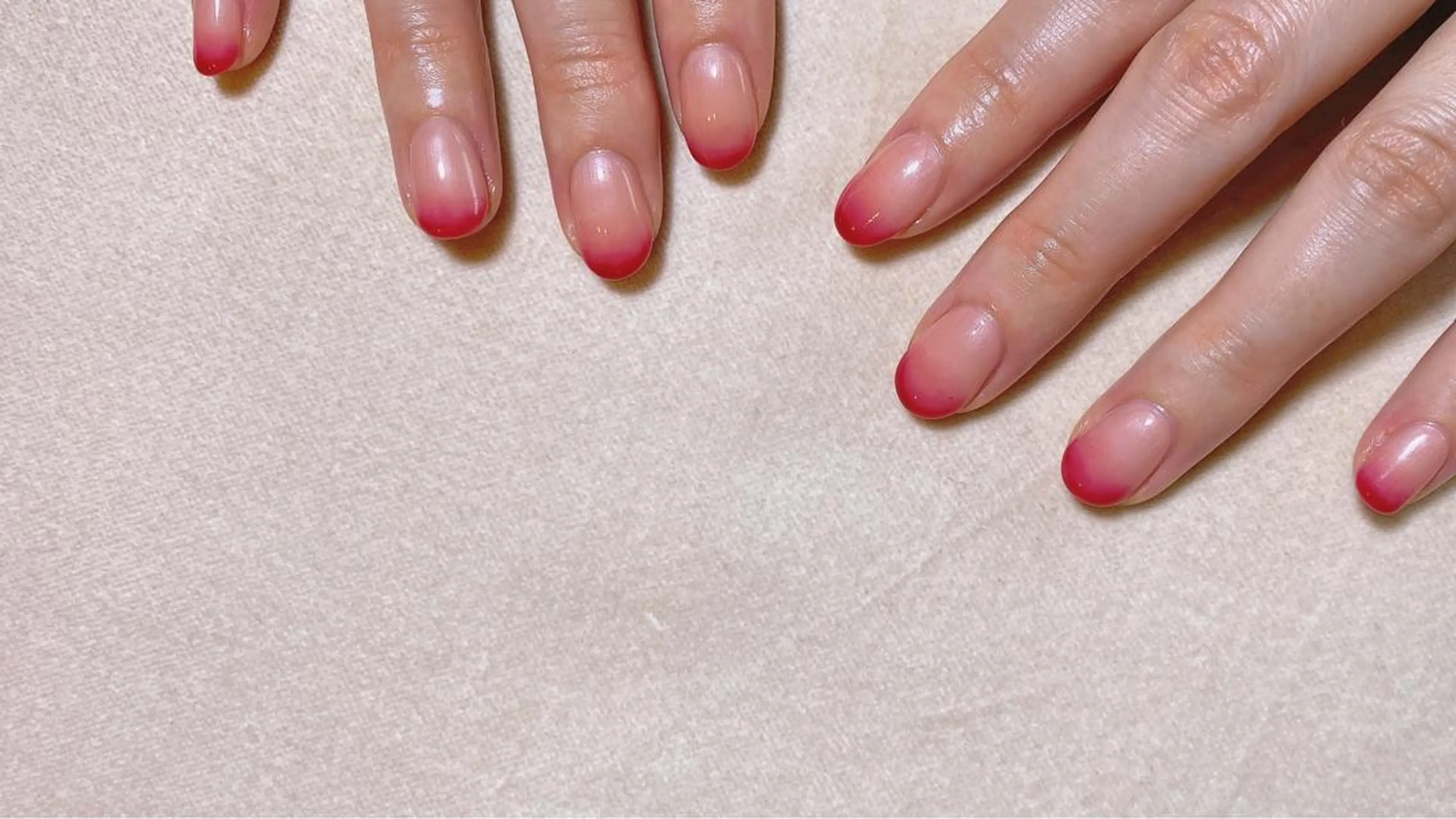 ネイル グラデーション ハンドネイル Nail Room Bellisのネイルデザイン