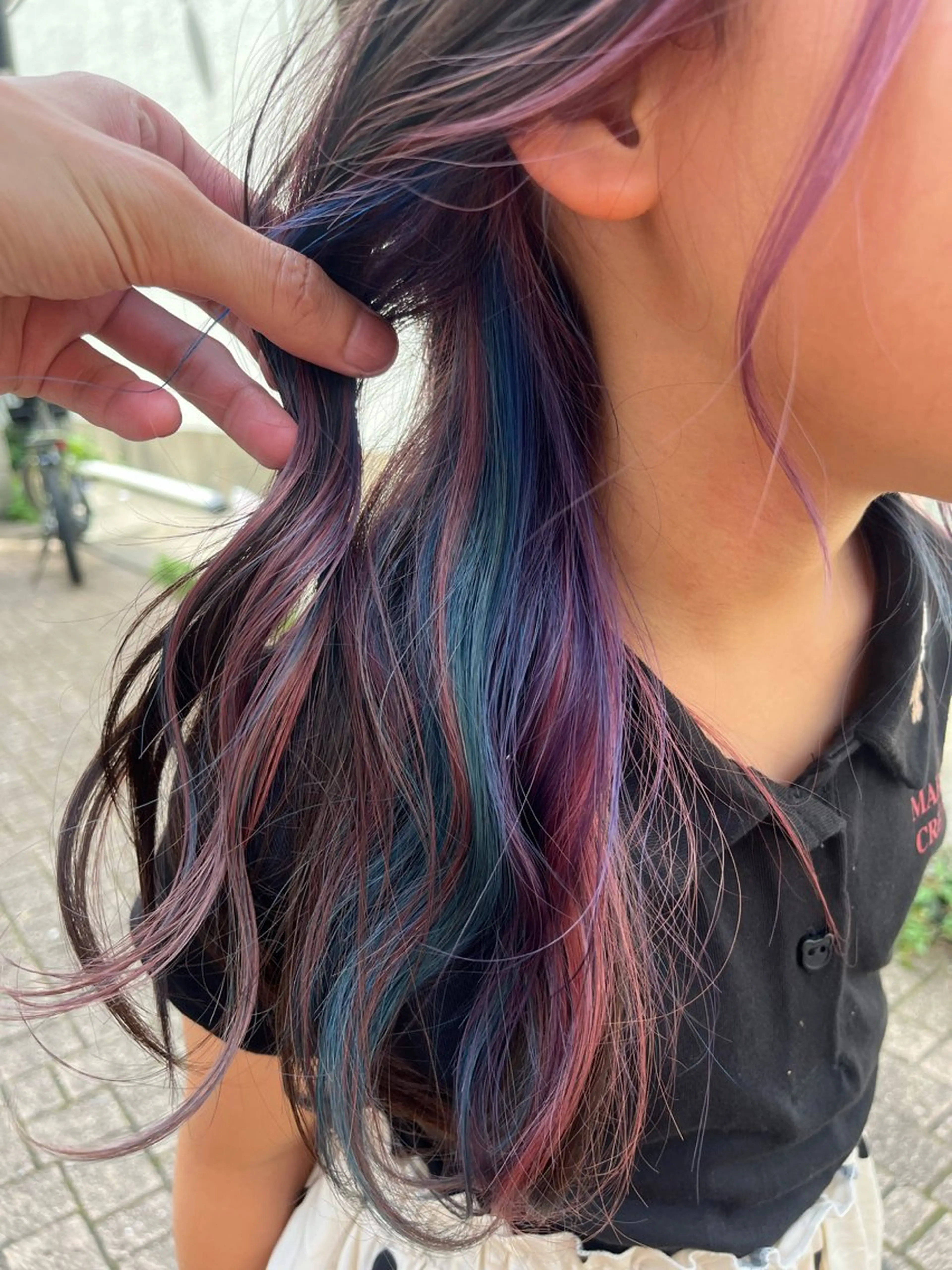 ロング カラー ブリーチ イヤリングカラー ユニコーンカラー カット ヘアカラー トリートメント 原宿サロン代表 デザインカラー伊藤卓のヘアスタイル