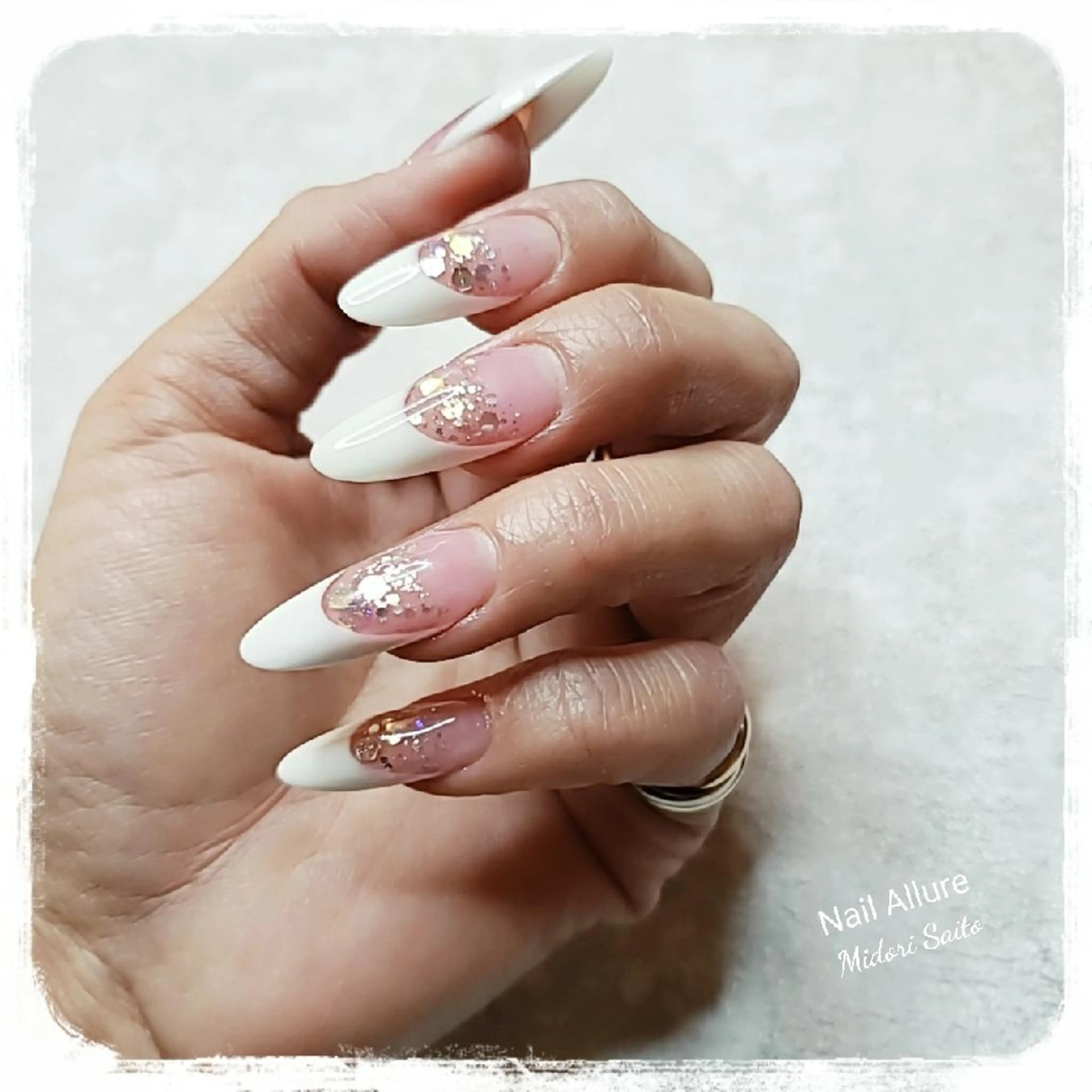 ネイル フレンチネイル ラメ(グリッター) スカルプネイル Nail Allure(ネイル アルーア)所属・Nail Allureのネイルデザイン