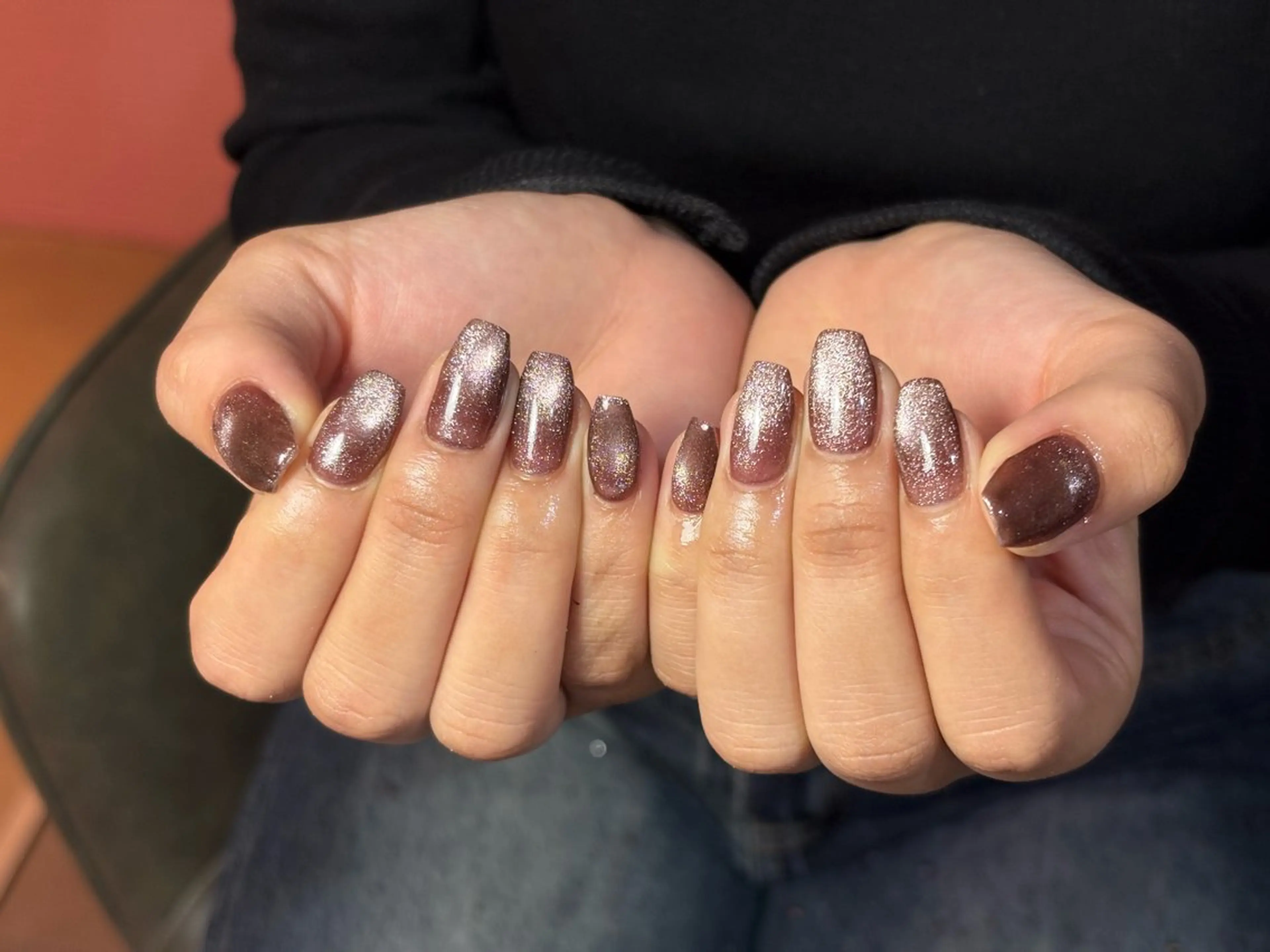 ネイル ブラウン マグネットネイル ハンドネイル 祇園 彩寧のネイルデザイン