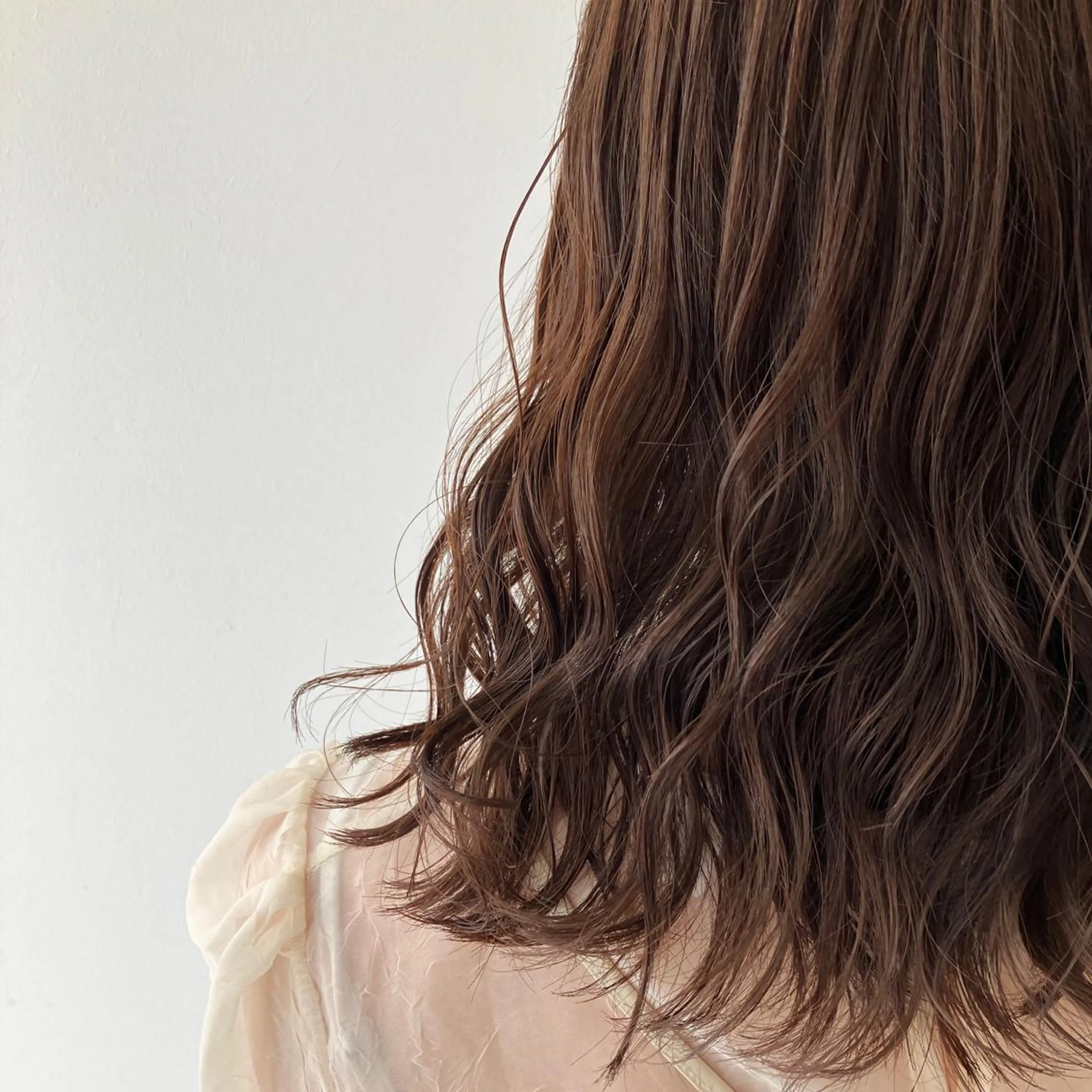 セミロング カラー カット トリートメント 小島 健太郎のヘアスタイル