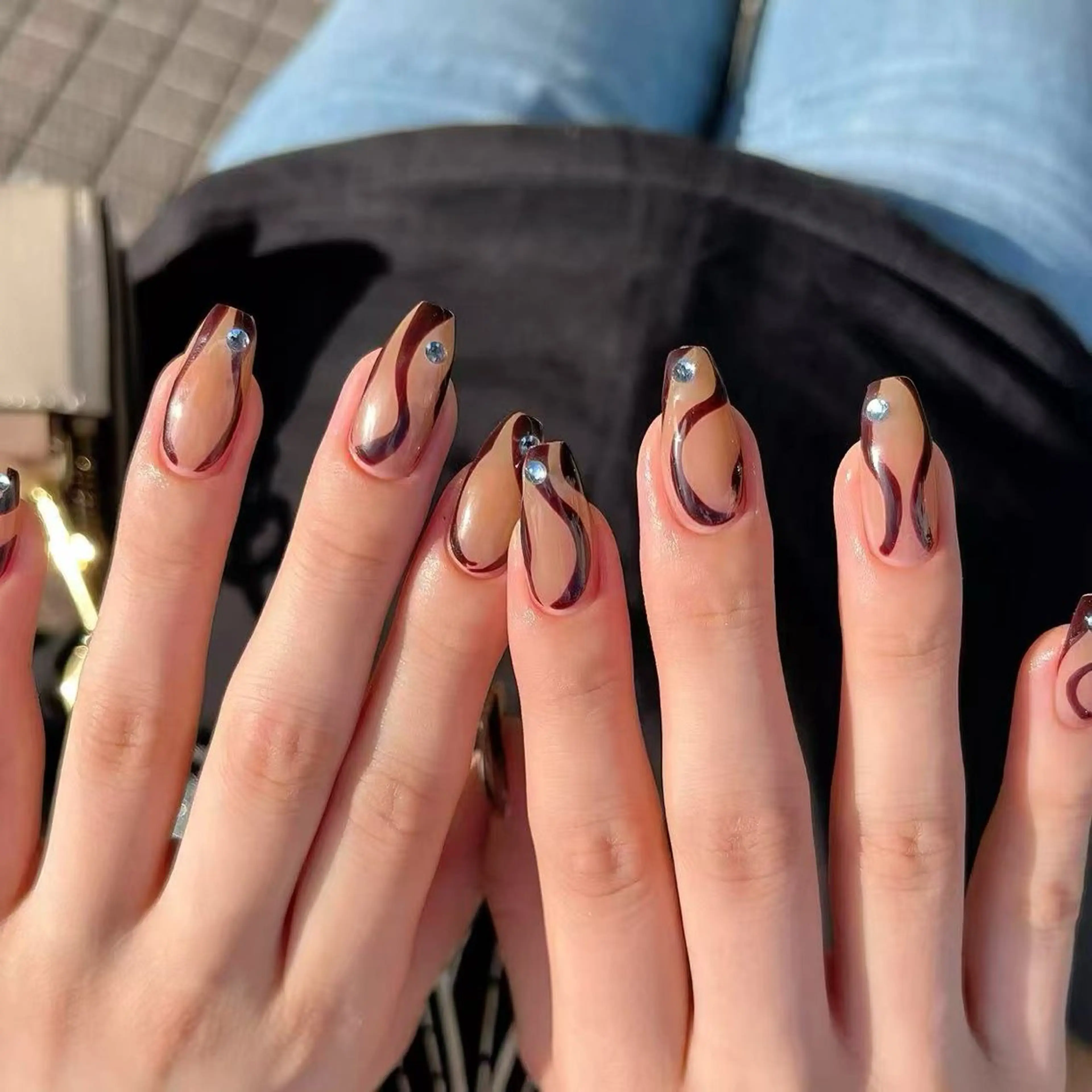 ネイル ブラウン 大理石ネイル(マーブル) シンプルネイル ハンドネイル ハンドケア 🎀NAIL🎀 AI🪄︎︎◝✩のネイルデザイン
