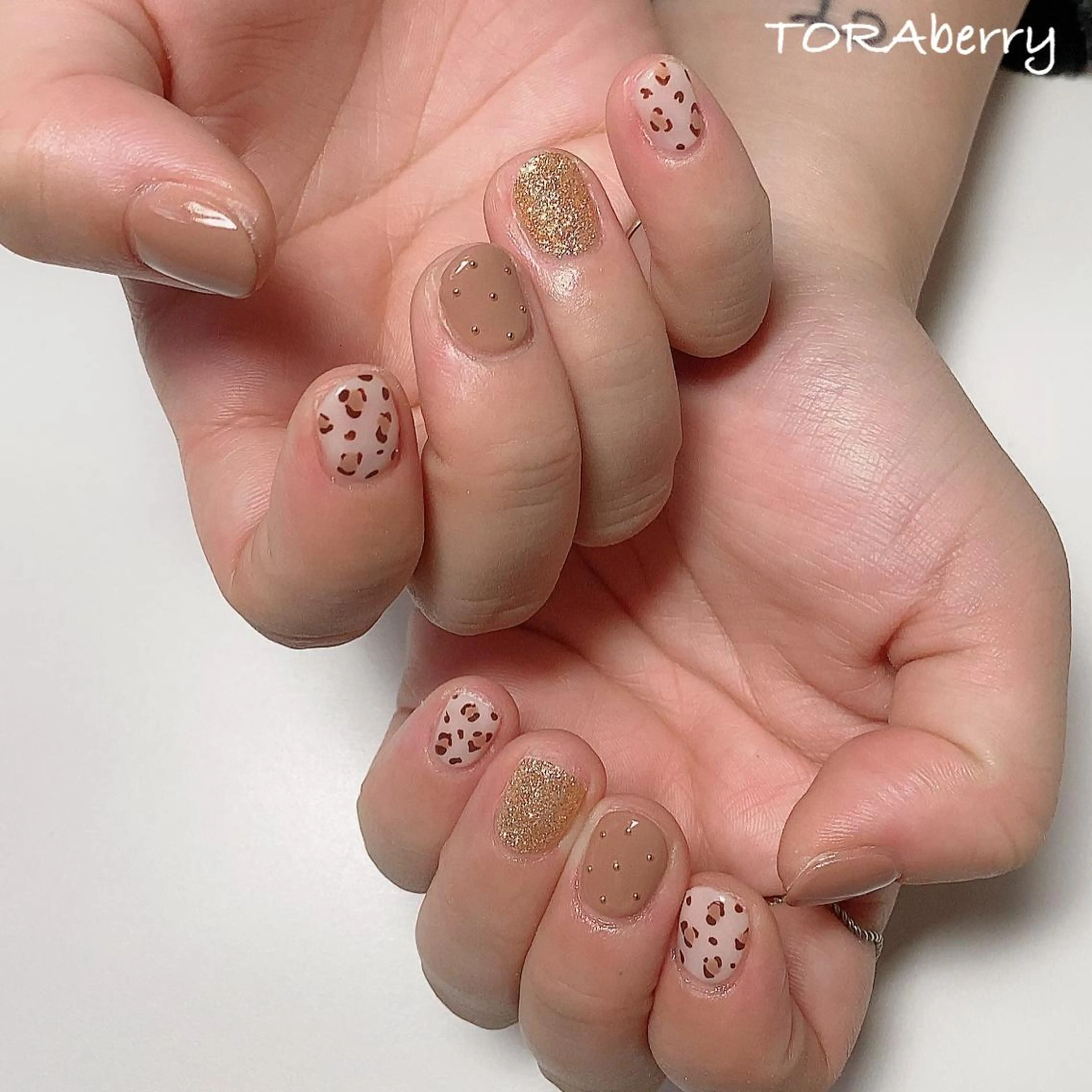 ネイル アニマル柄 ハンドネイル ネイリスト なつみのネイルデザイン