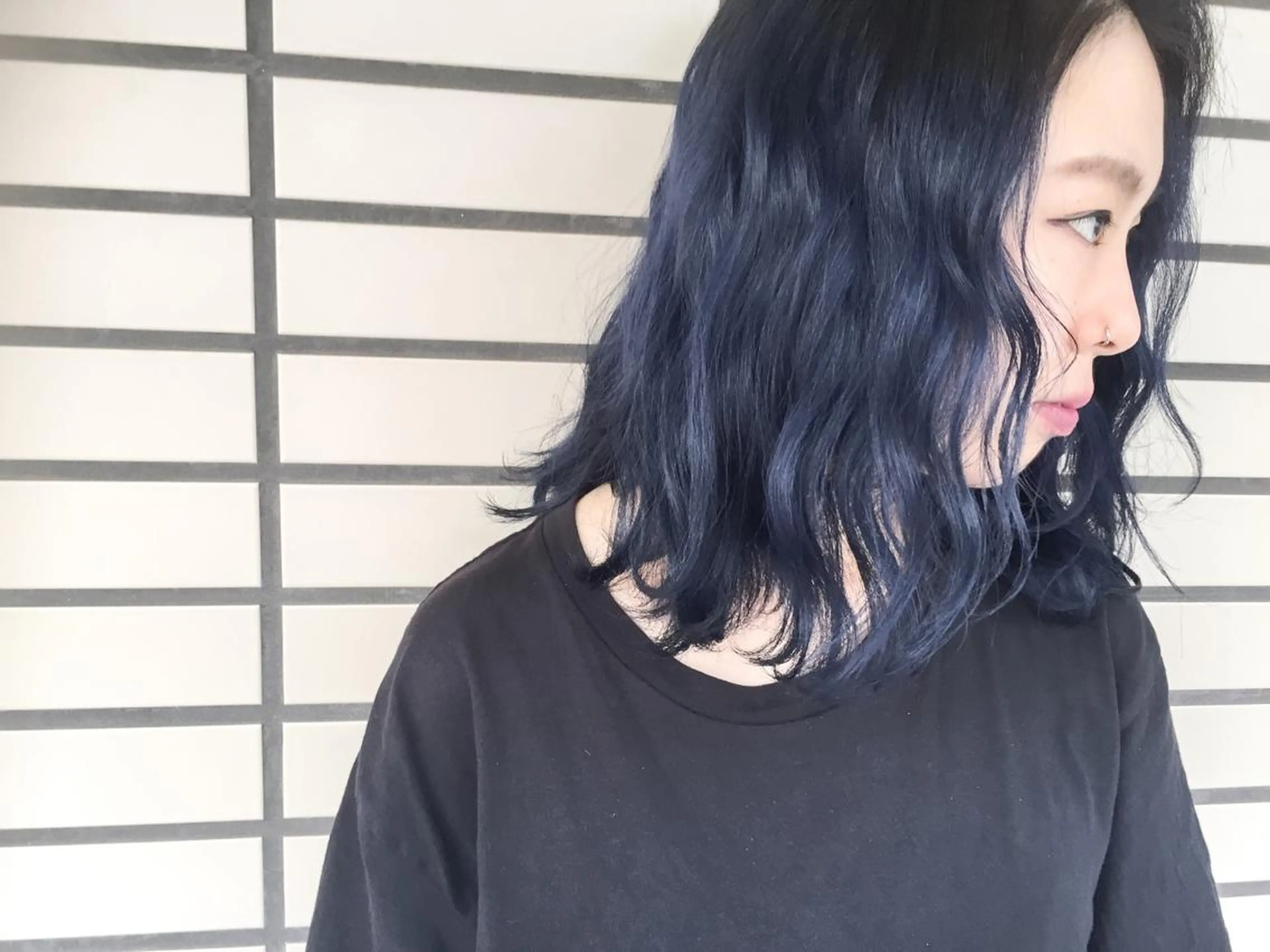 ミディアム カラー ヘアアレンジ ブリーチ ブルーカラー ネイビーカラー Hairsalon F＋Moana by　HEADLIGHT所属・salonF 🔸hamaのマツエク・マツパデザイン