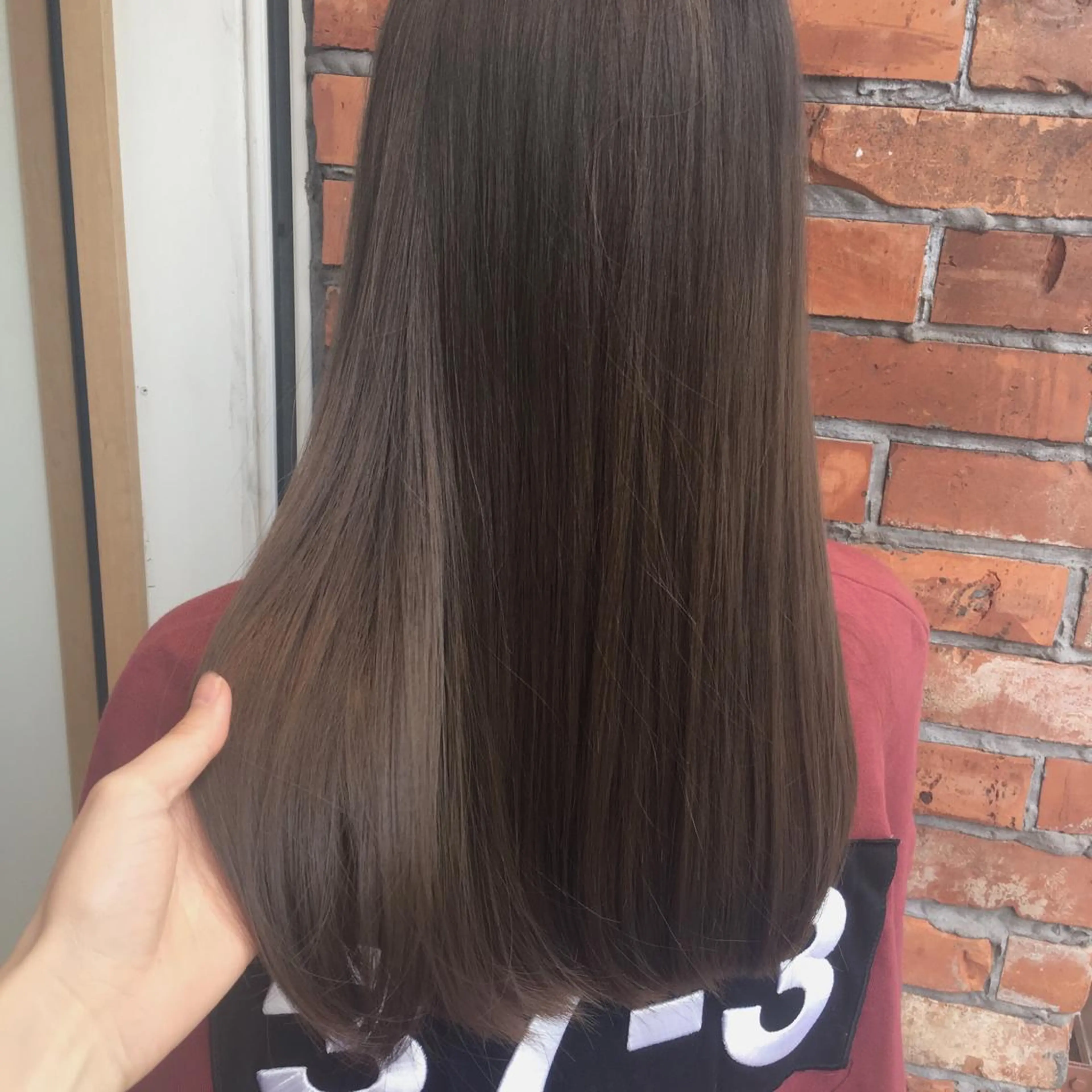 ロング カラー アッシュ ベージュカラー イルミナカラー 加藤 あやみのヘアスタイル