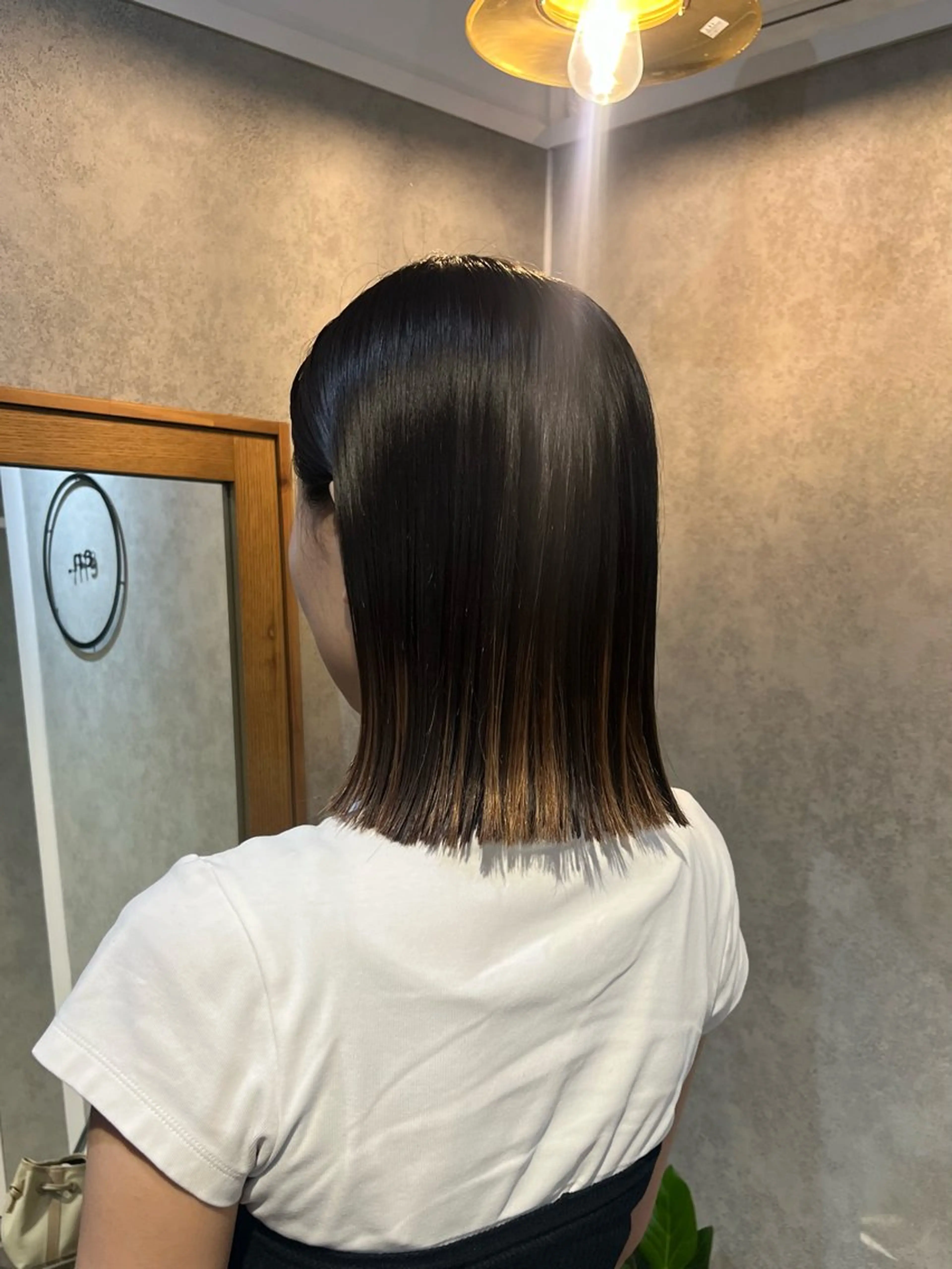 ミディアム 切りっぱなしボブ ボブ カット トリートメント ボブ/プツッとボブ/ 暖色カラー/モエのヘアスタイル
