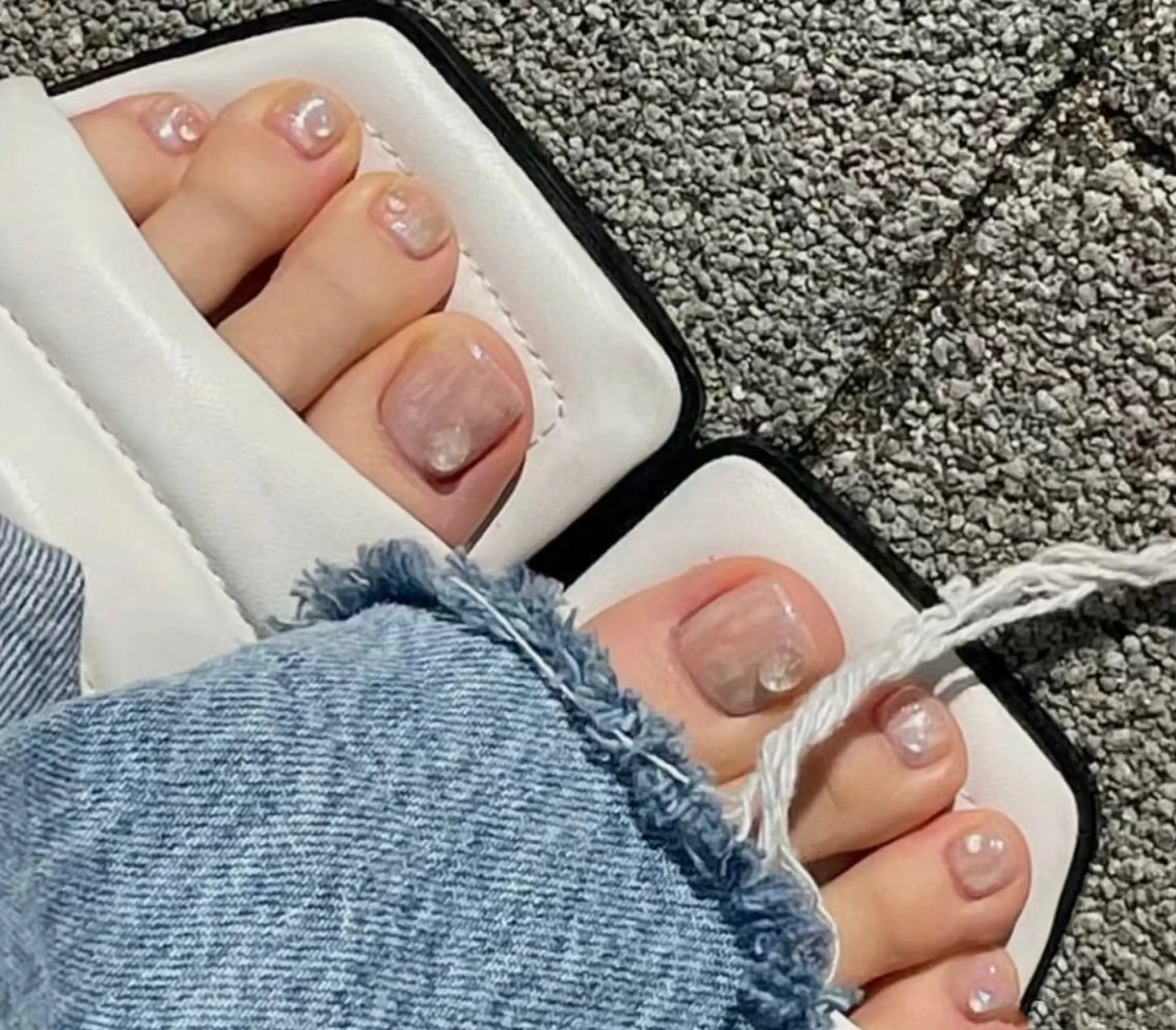 ネイル チークネイル フットネイル フレンチネイル ジェルネイル ガラスフレンチ Nikosalon rikoのネイルデザイン