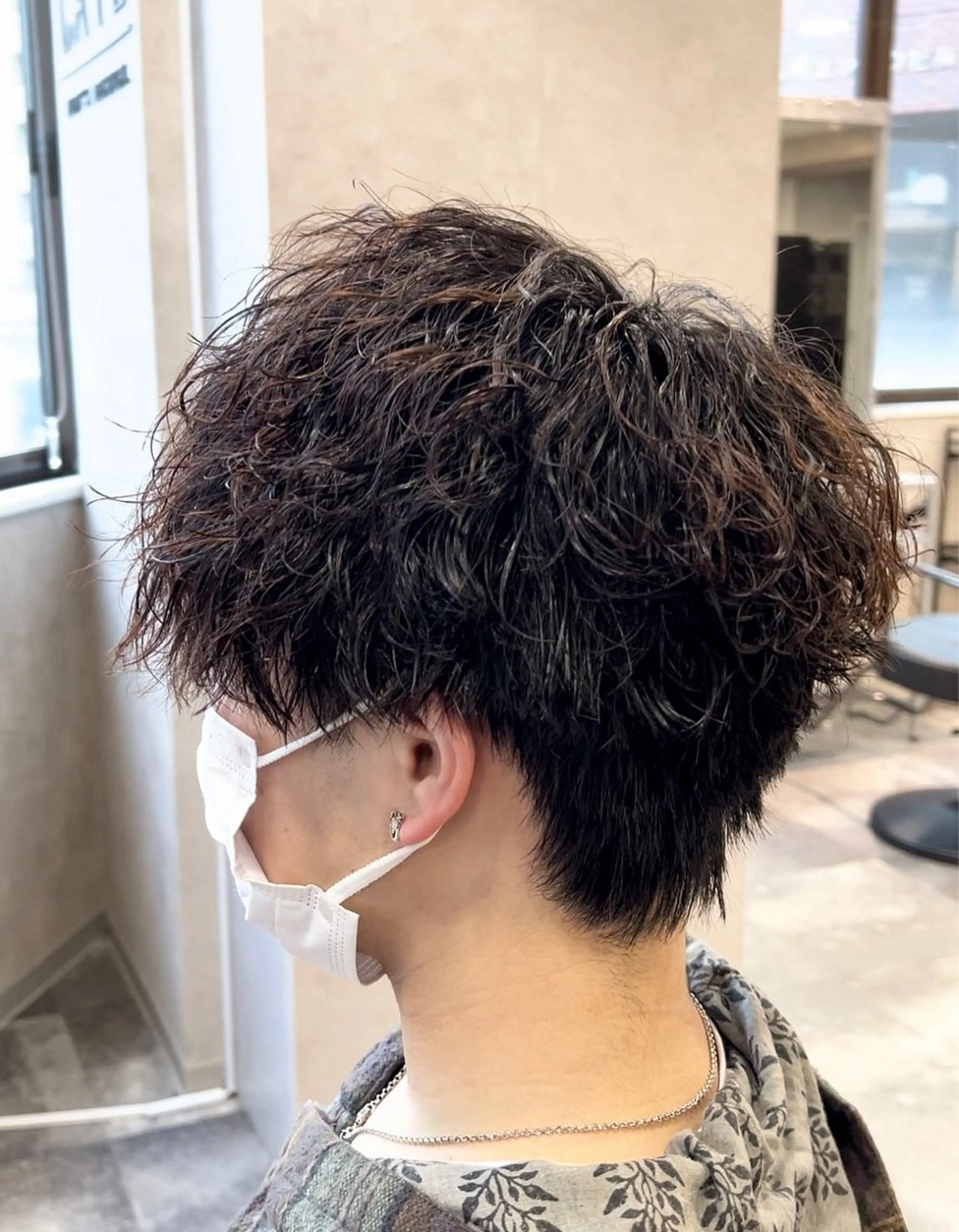 ミディアム カラー パーマ ヘアアレンジ メンズ ミディアムパーマ メンズパーマ ツイストスパイラルパーマ スパイラルパーマ メンズ特化/カラー/ パーマ/ケイシンのヘアスタイル