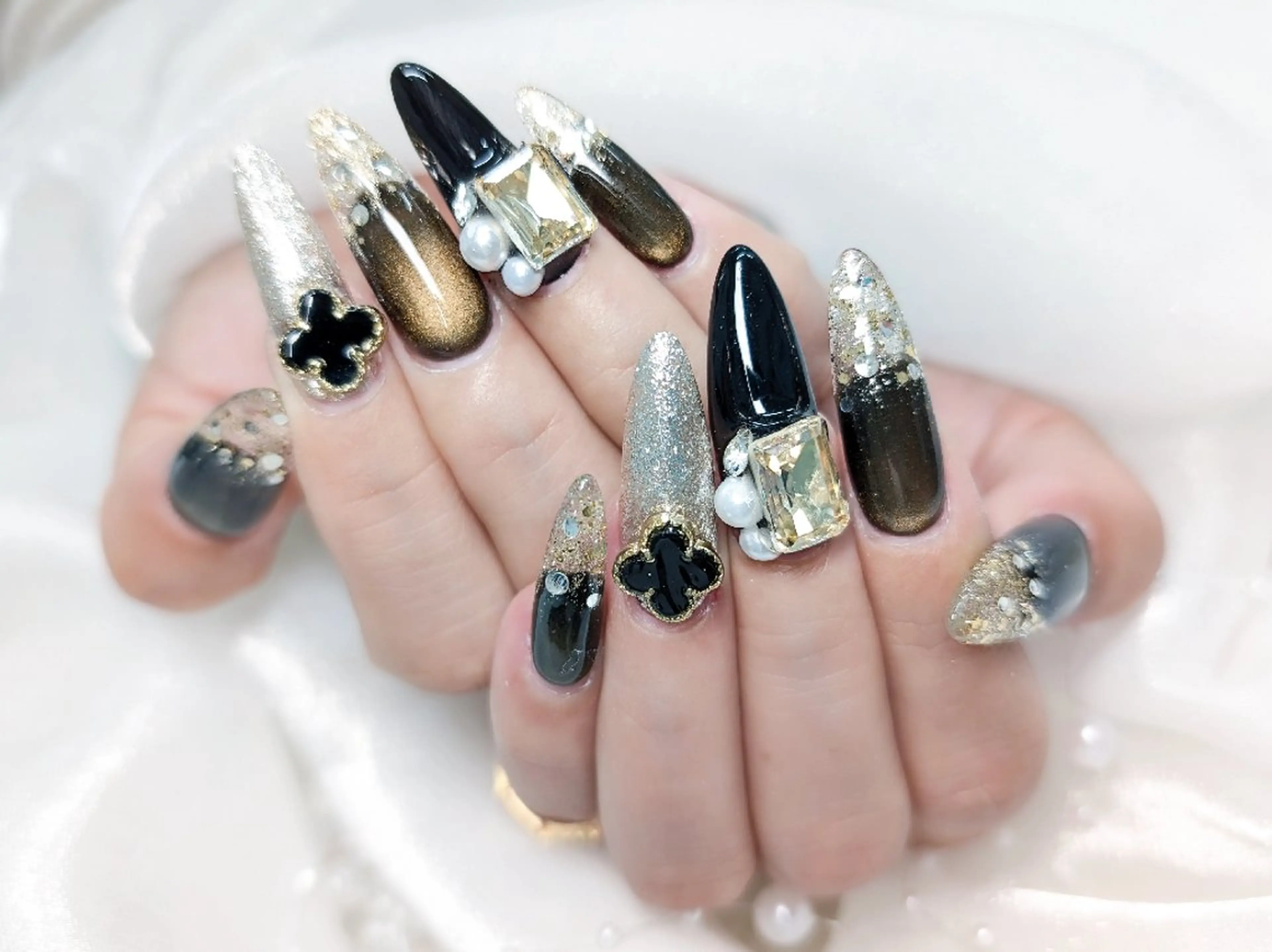 ネイル チークネイル 長さ出し フラッシュネイル フレンチネイル ジェルネイル Chouette Nailのネイルデザイン