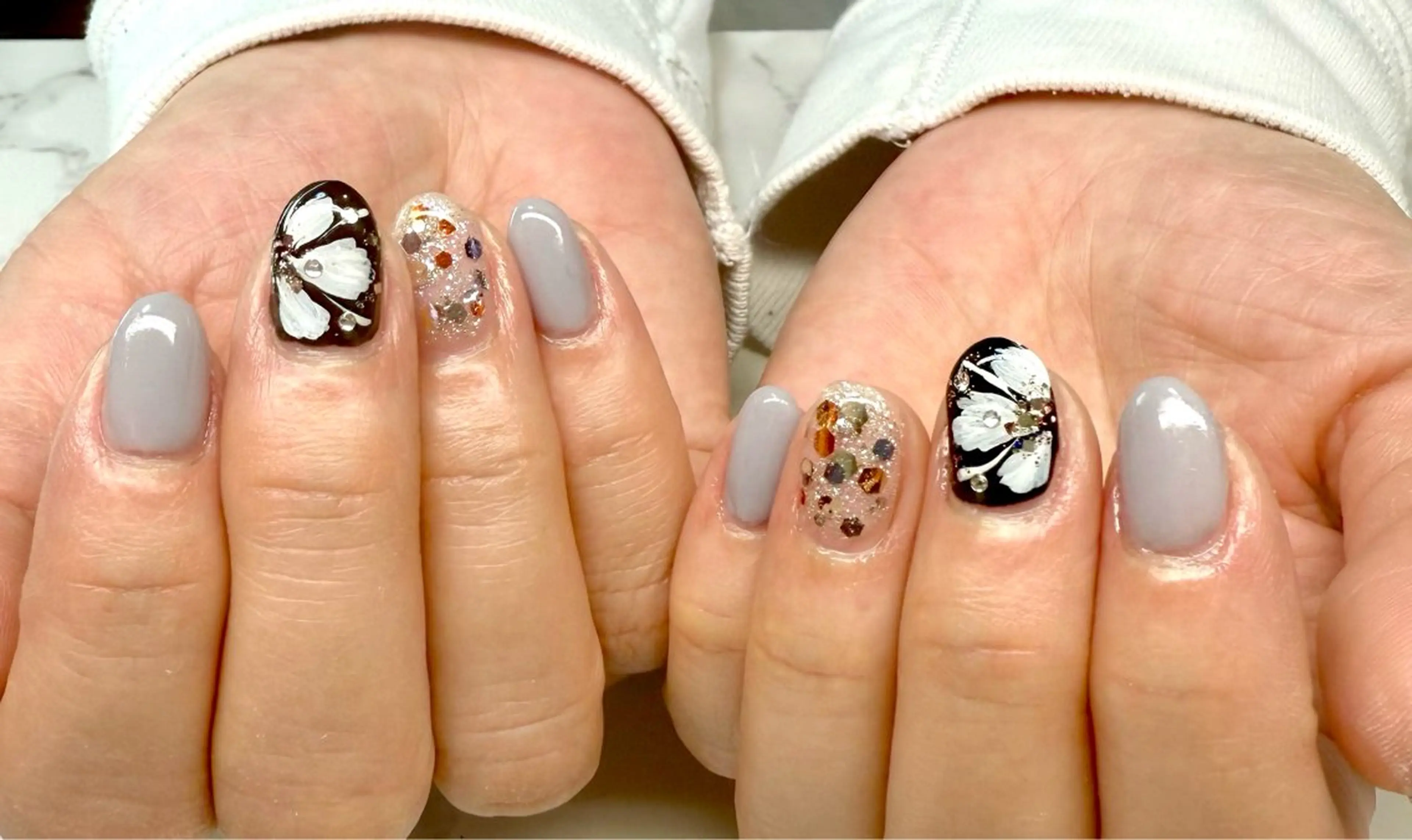 ネイル アートネイル チークネイル フレンチネイル 氷ネイル・うるうるネイル キラキラネイル M.N_ nailのネイルデザイン
