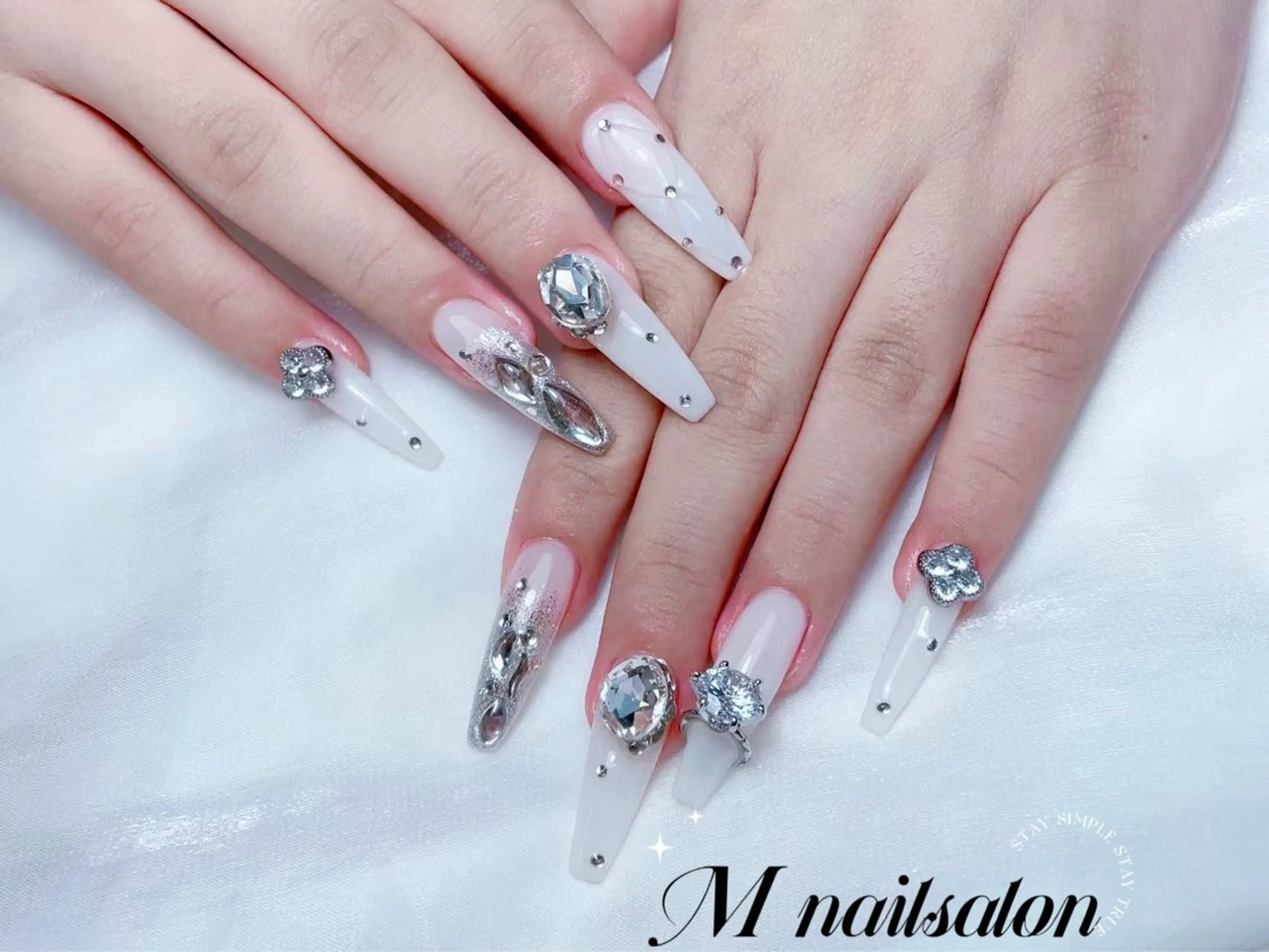 ネイル ハンドネイル M🌷nail 長さだし専門店のネイルデザイン